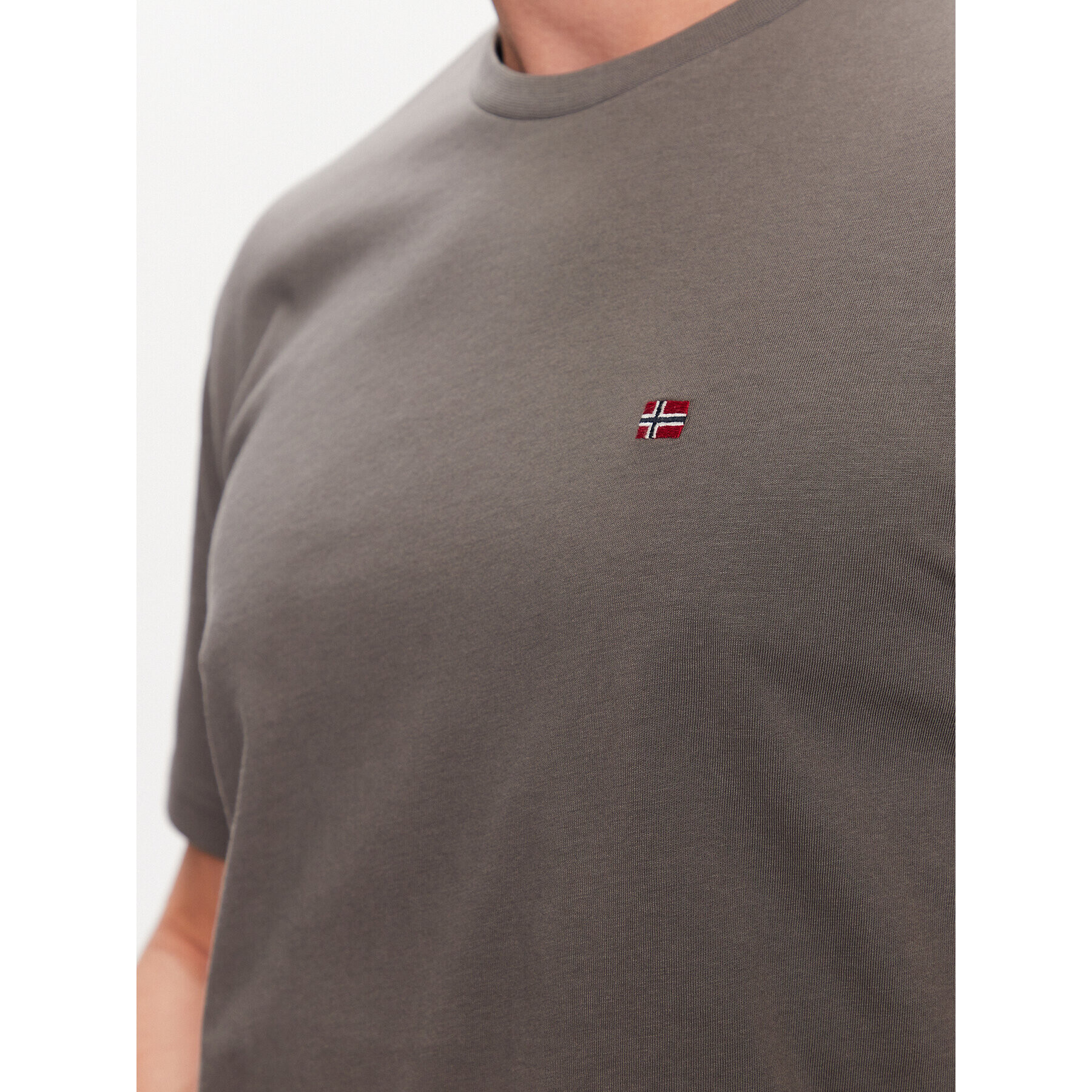 Napapijri Тишърт Salis NP0A4H8D Сив Regular Fit - Pepit.bg