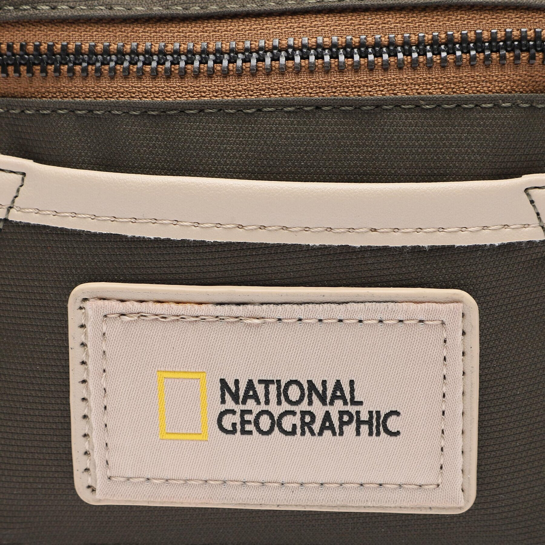 National Geographic Мъжка чантичка N19183.11 Каки - Pepit.bg