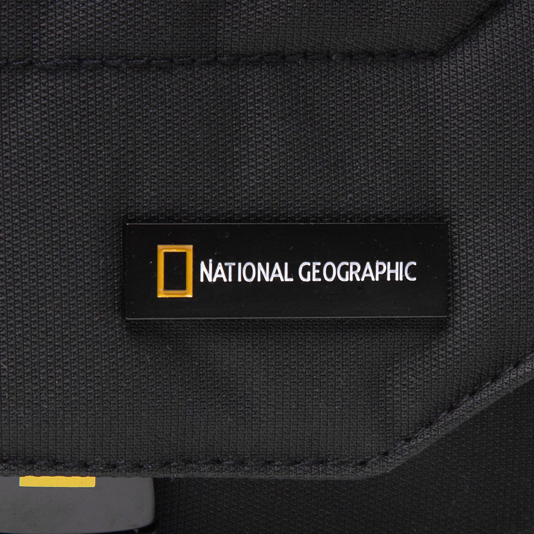 National Geographic Мъжка чантичка Utility Bag N00703.06 Черен - Pepit.bg