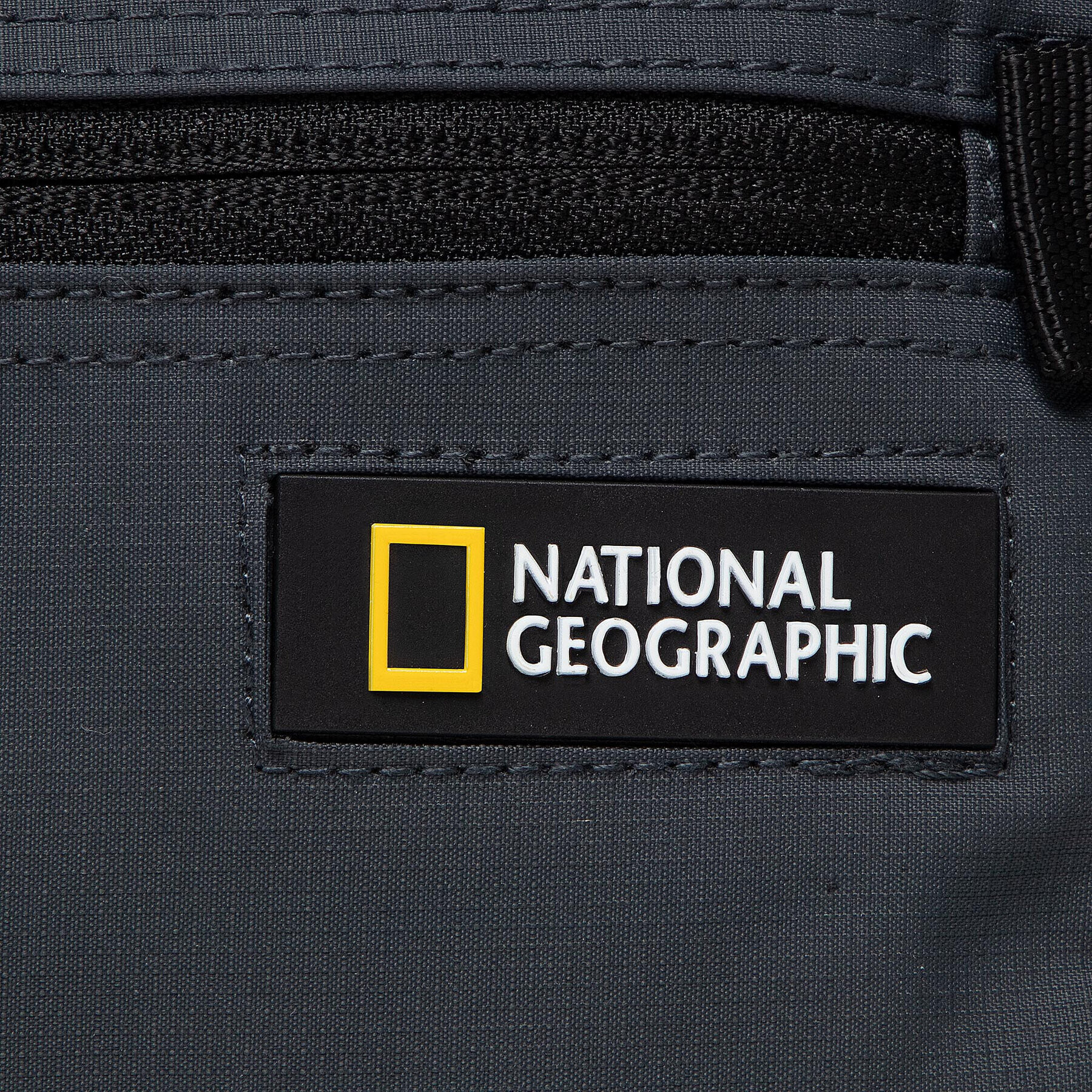 National Geographic Несесер Mutation N18380.22 Сив - Pepit.bg