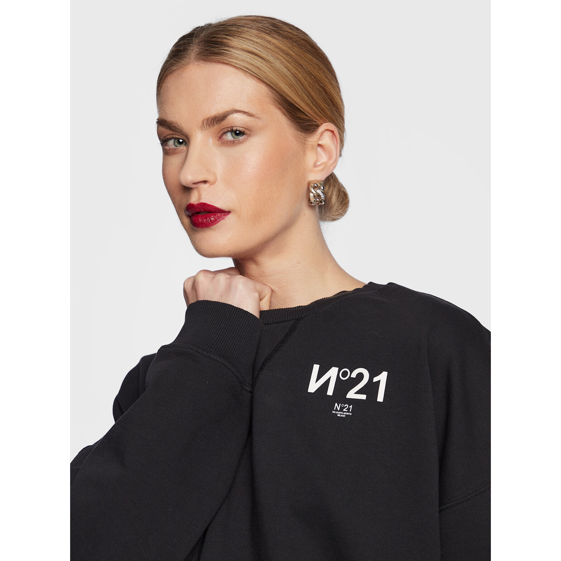 N°21 Суитшърт 23E N2M0 E031 6330 Черен Regular Fit - Pepit.bg