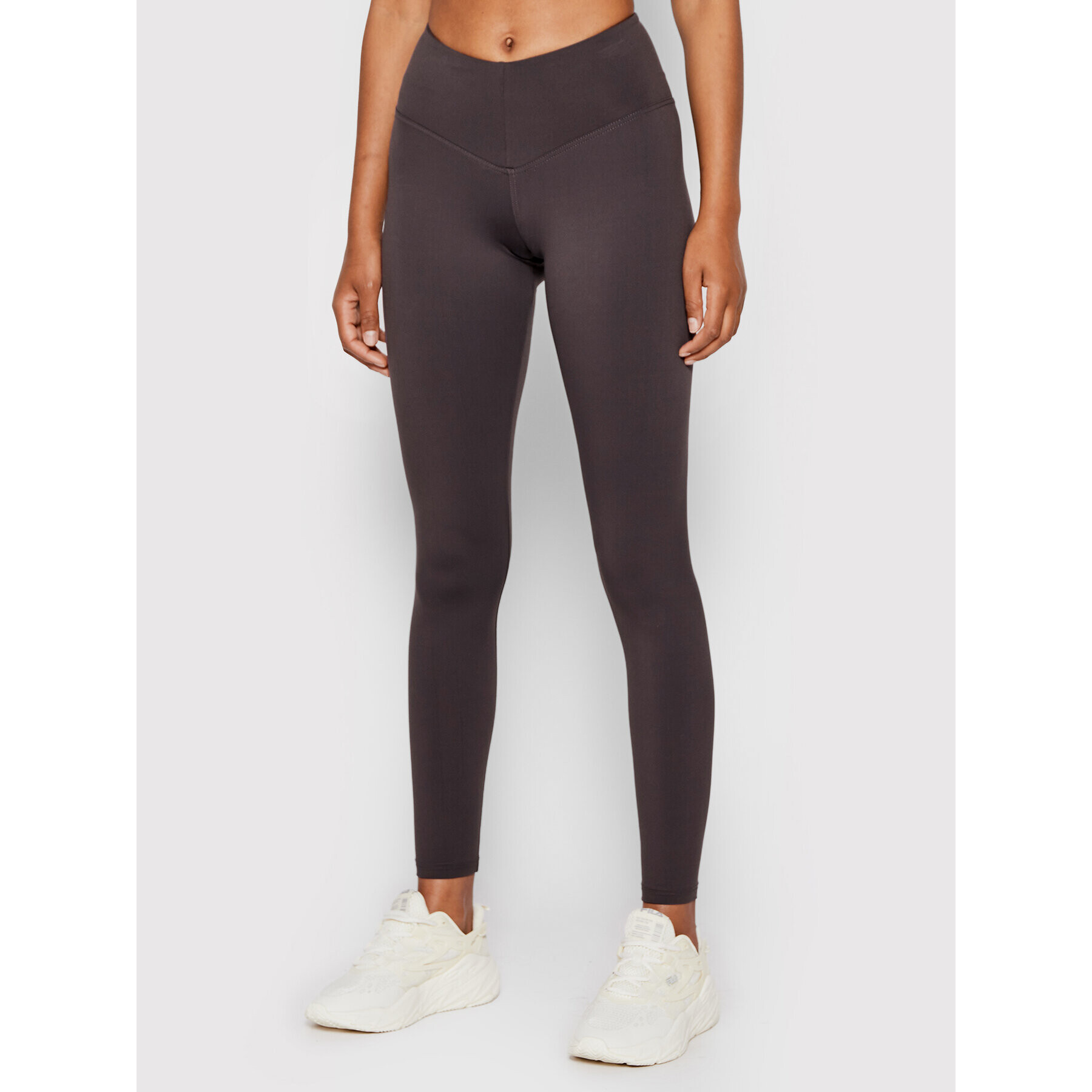 NEBBIA Клин Classic Hero 570 Виолетов Slim Fit - Pepit.bg