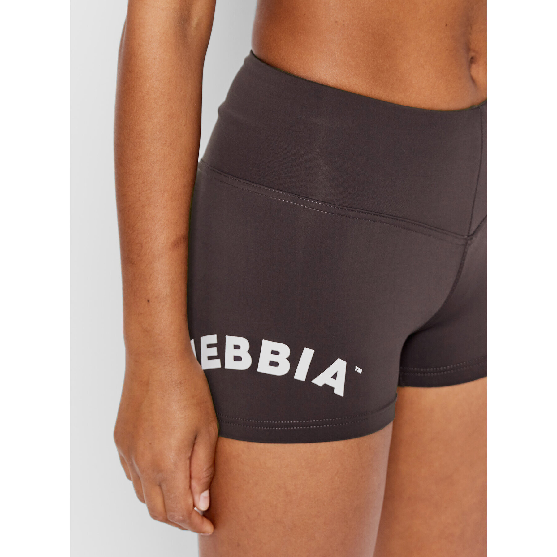 NEBBIA Спортни шорти Classic Hero 582 Виолетов Slim Fit - Pepit.bg