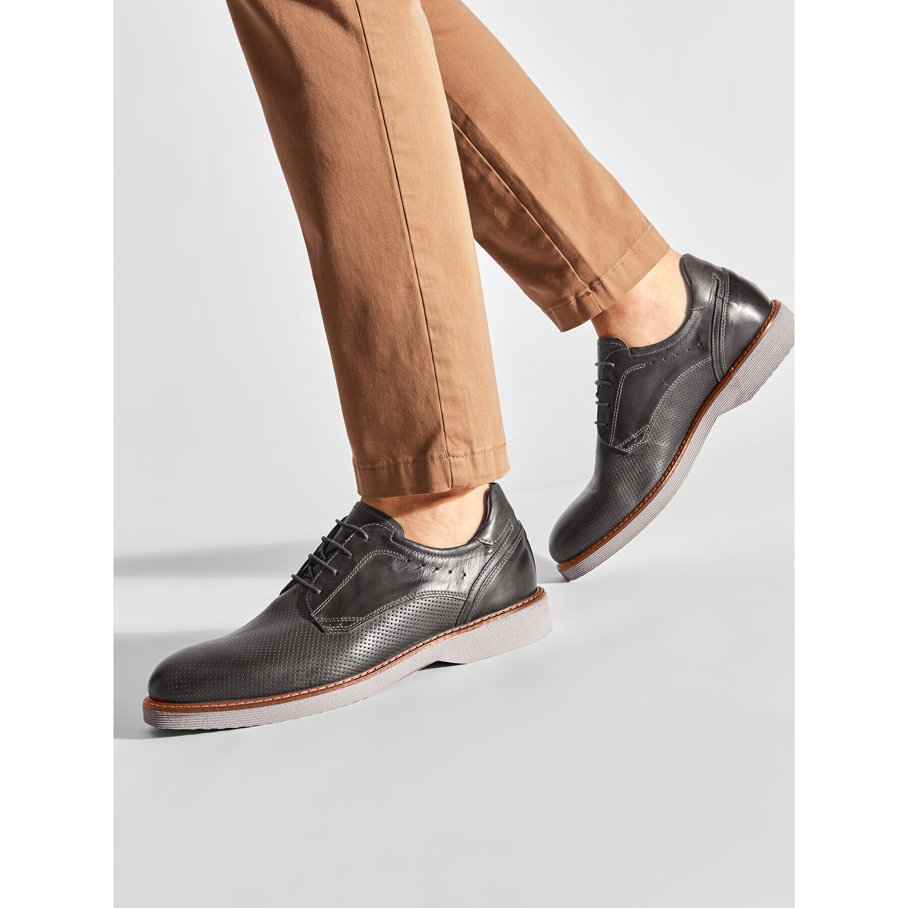 Nero Giardini Обувки E001462U Сив - Pepit.bg