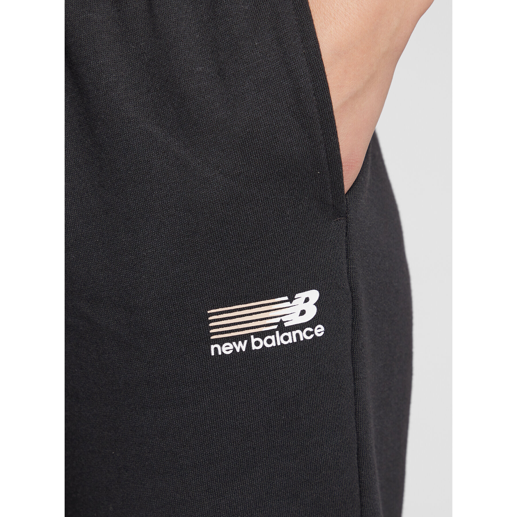 New Balance Долнище анцуг Athletics WP23811 Черен Athletic Fit - Pepit.bg