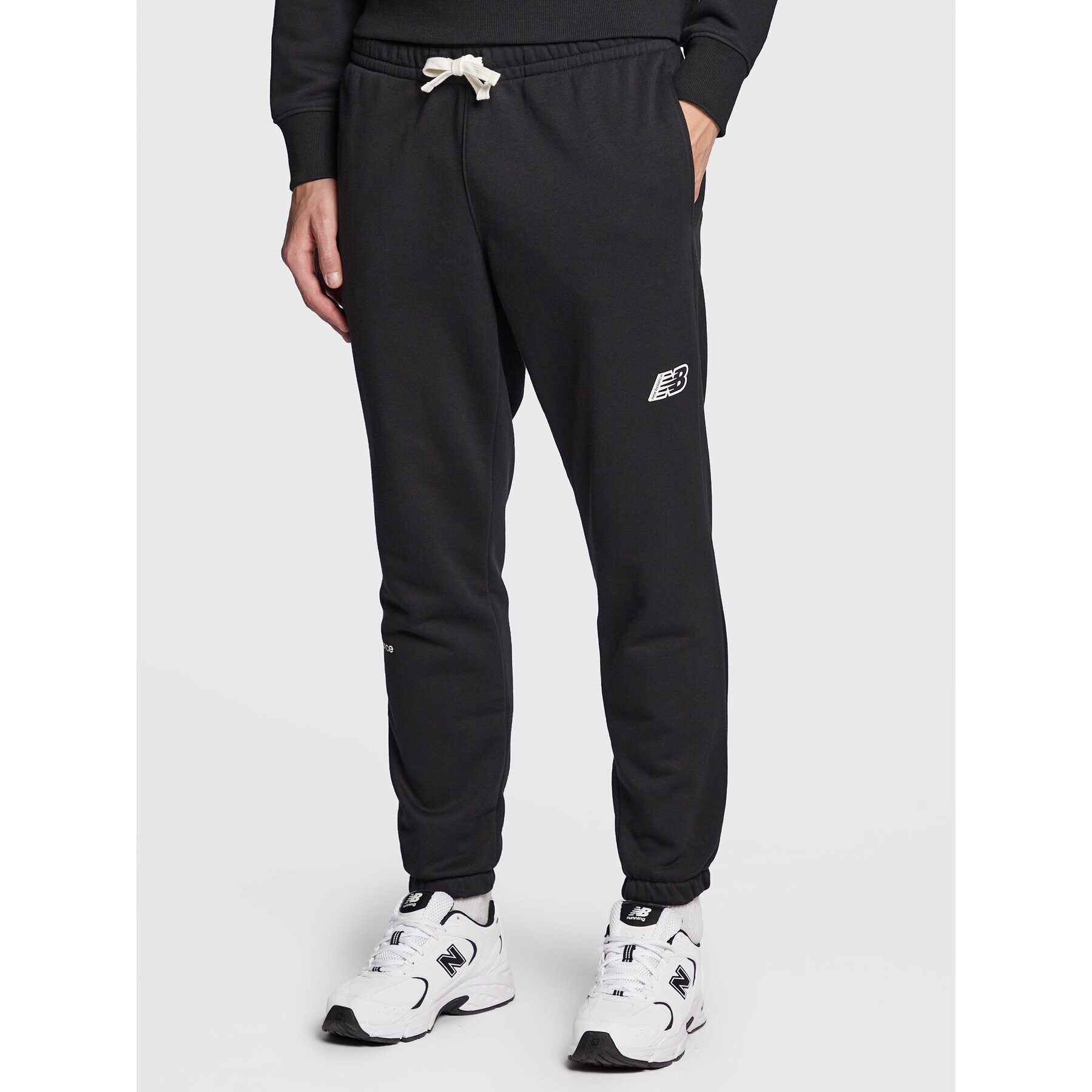 New Balance Долнище анцуг MP23504 Черен Athletic Fit - Pepit.bg