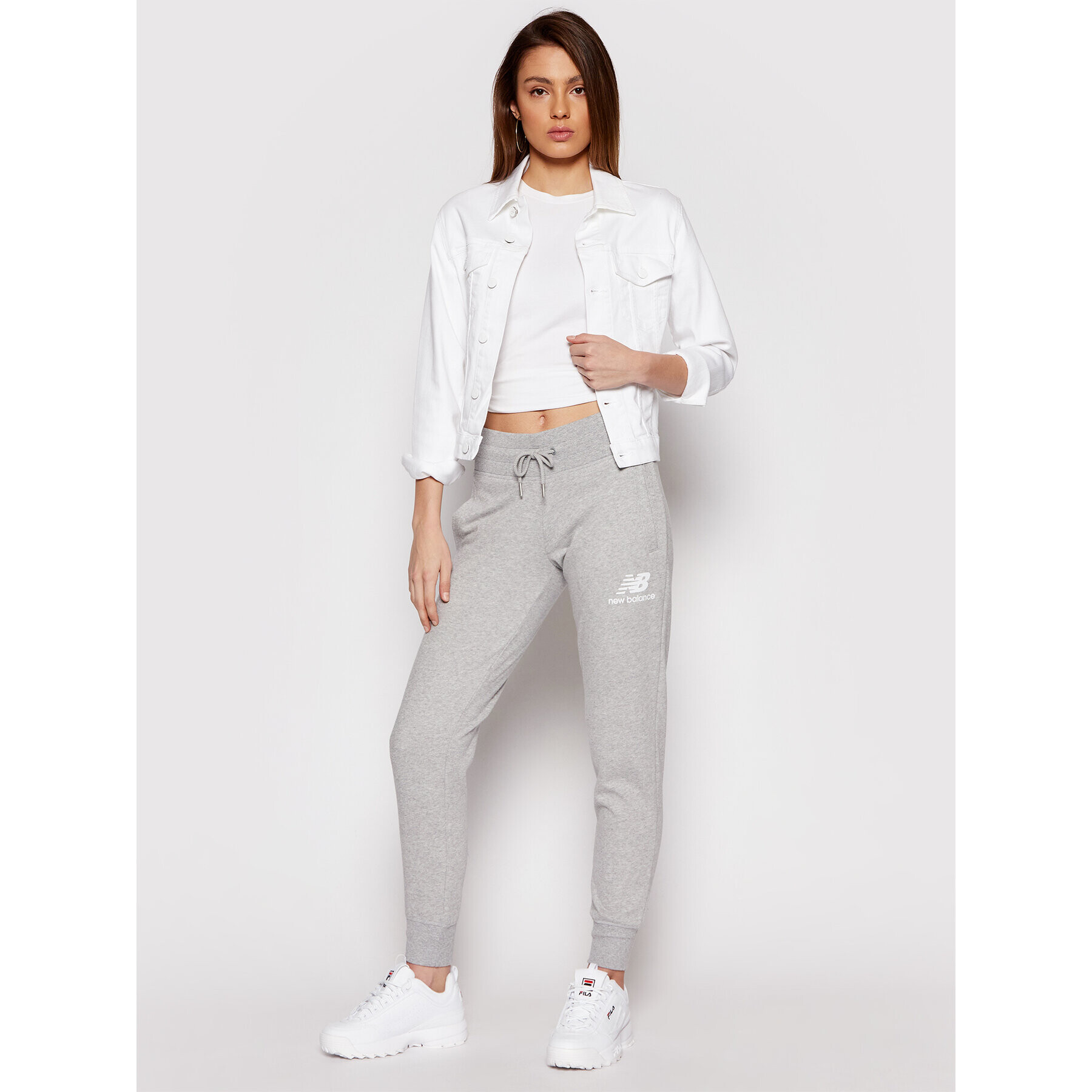 New Balance Долнище анцуг Esse NBWP03530 Сив Regular Fit - Pepit.bg