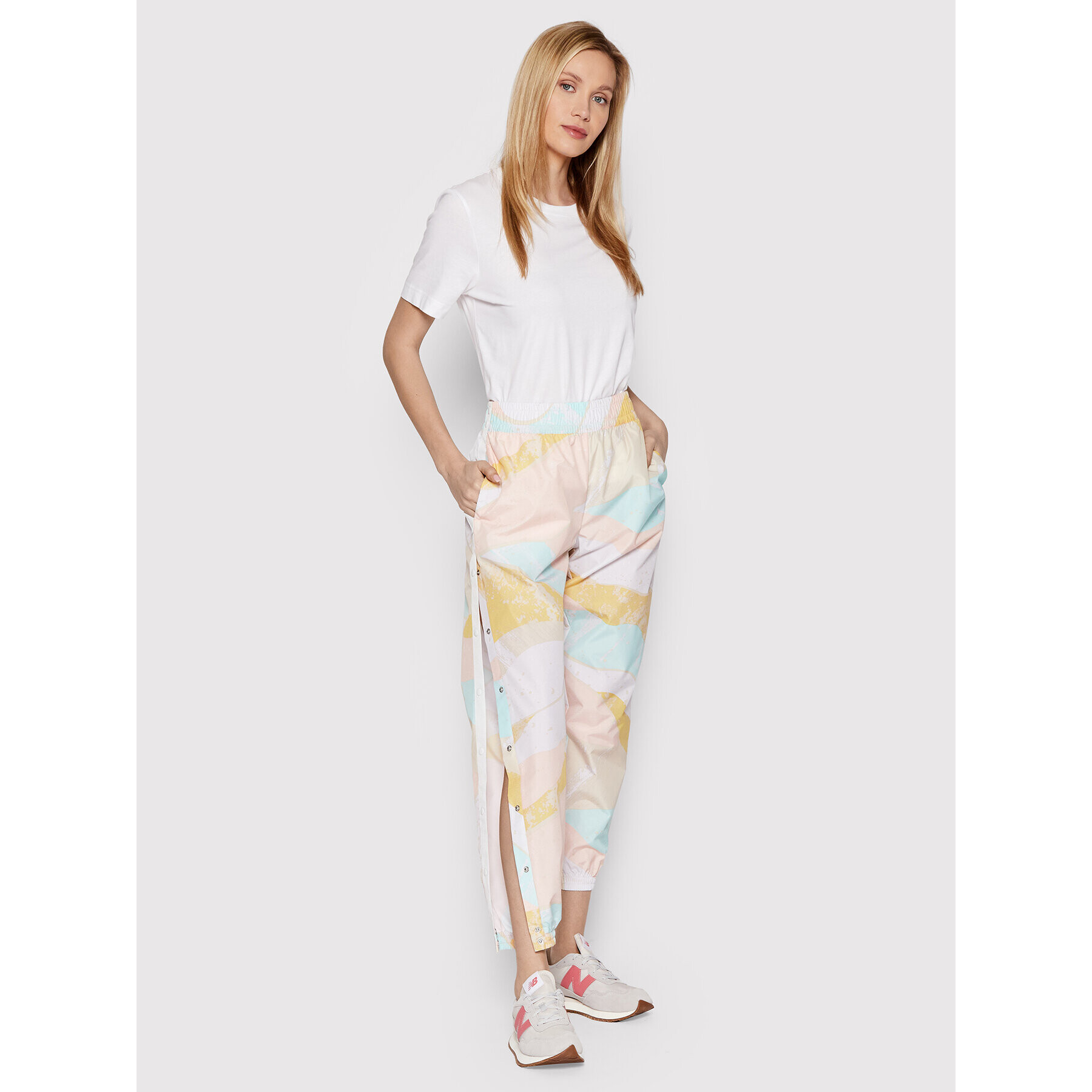 New Balance Долнище анцуг WP21553 Цветен Athletic Fit - Pepit.bg