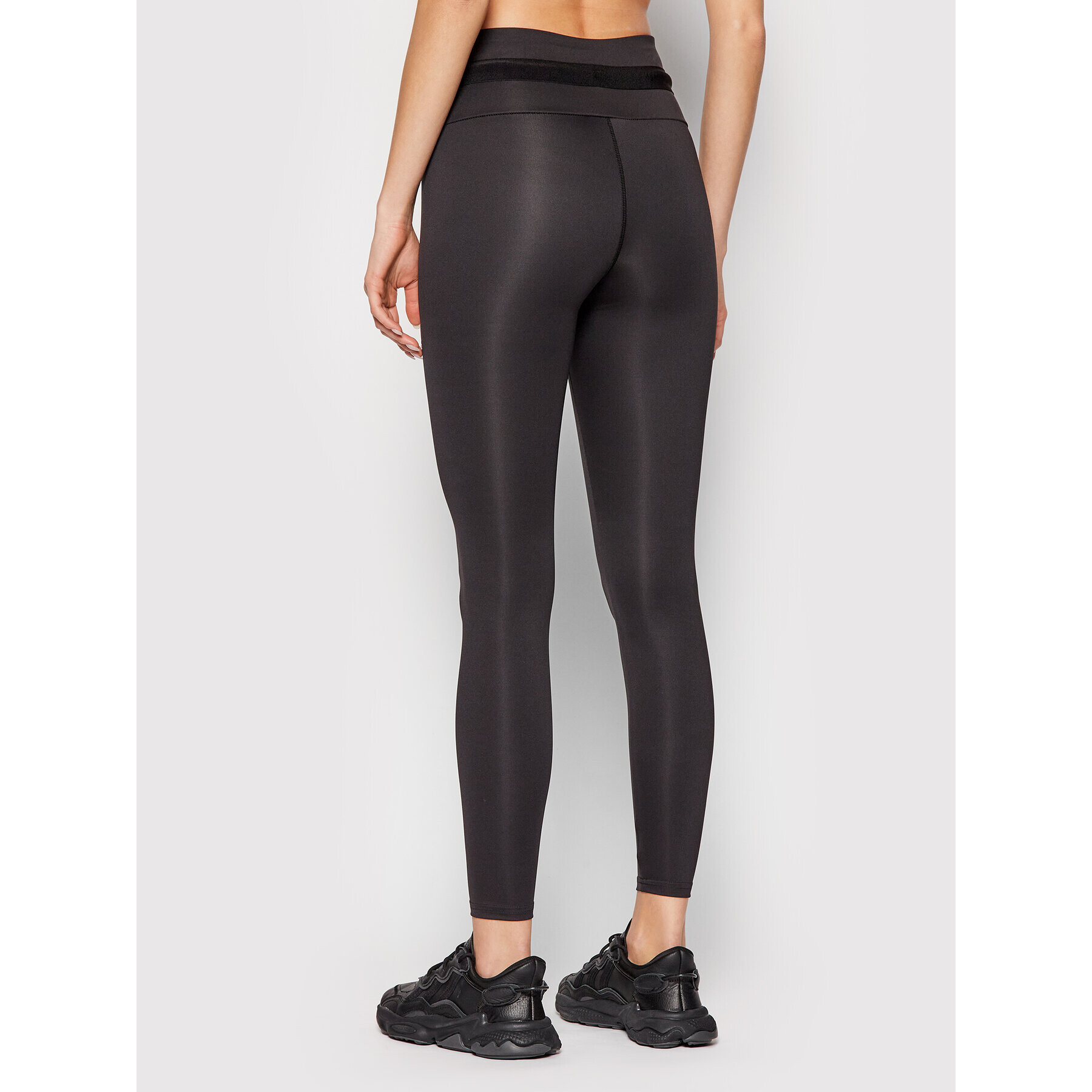 New Balance Клин Athletics WP13514 Черен Slim Fit - Pepit.bg