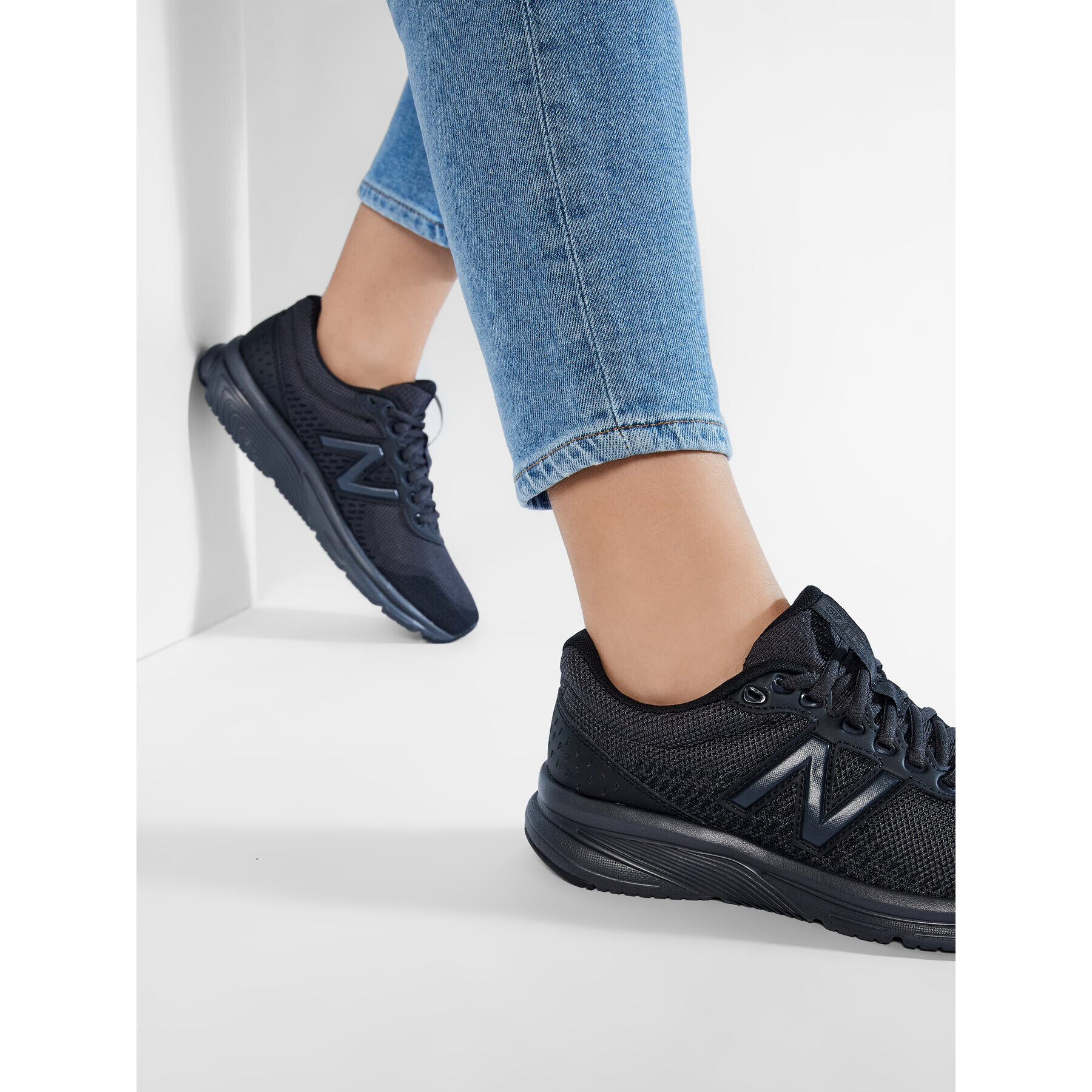 New Balance Обувки 411 v2 W411LK2 Черен - Pepit.bg