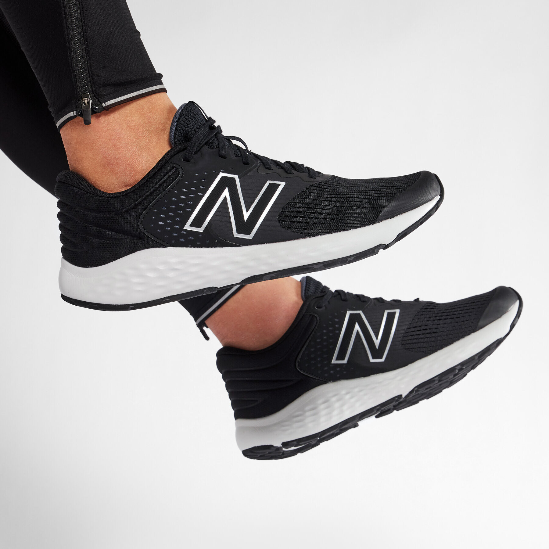 New Balance Обувки Fresh Foam 520 v7 M520LB7 Черен - Pepit.bg