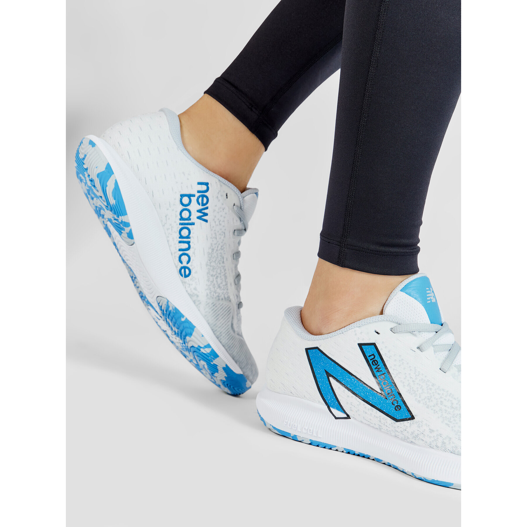 New Balance Обувки MCH996N4 Бял - Pepit.bg
