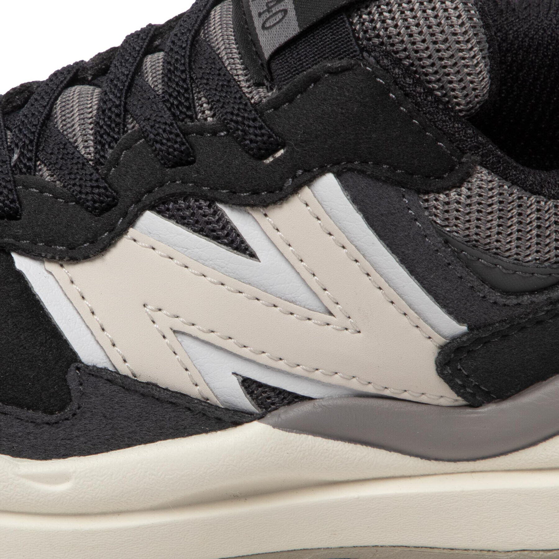 New Balance Сникърси PV5740RS Черен - Pepit.bg