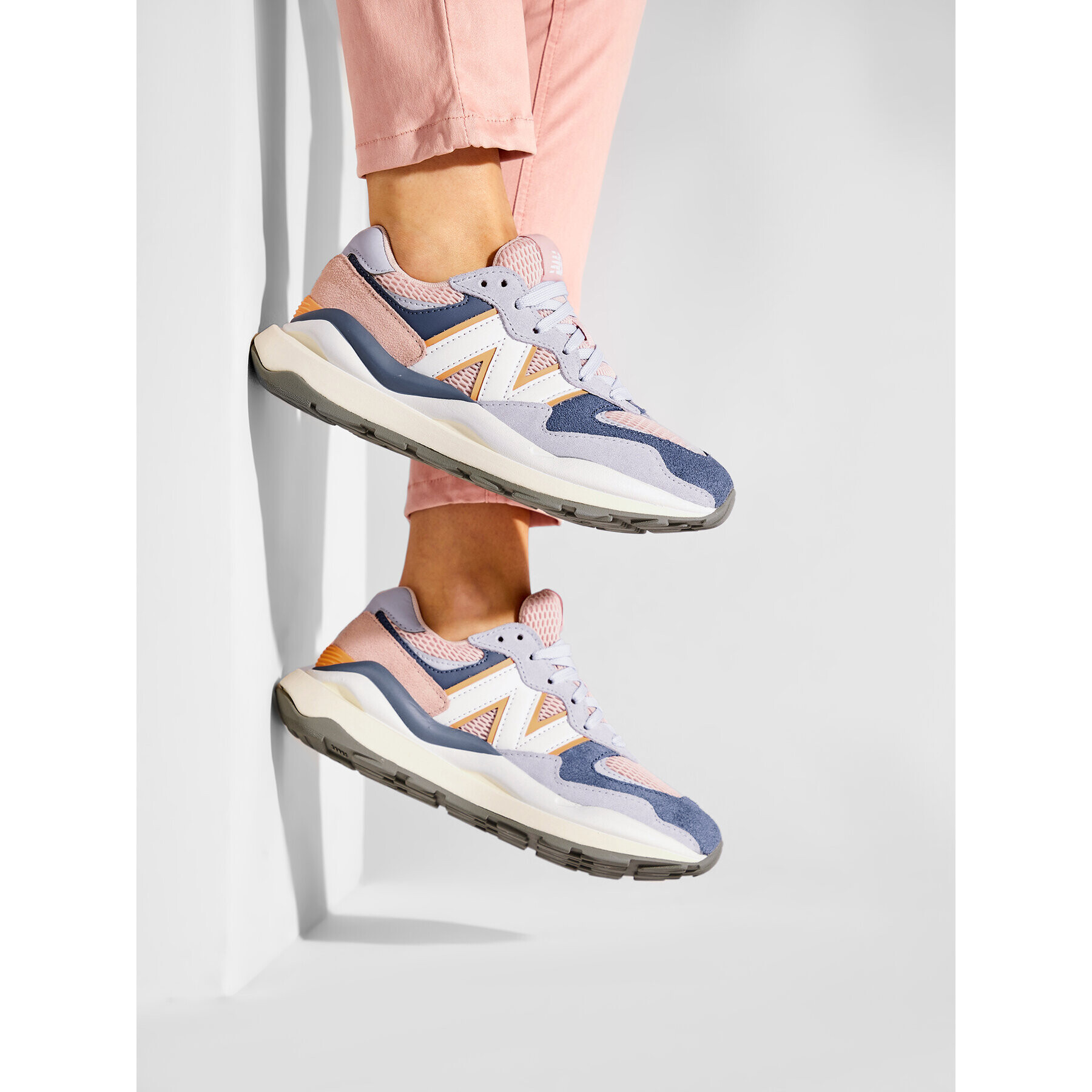 New Balance Сникърси W5740SGA Виолетов - Pepit.bg