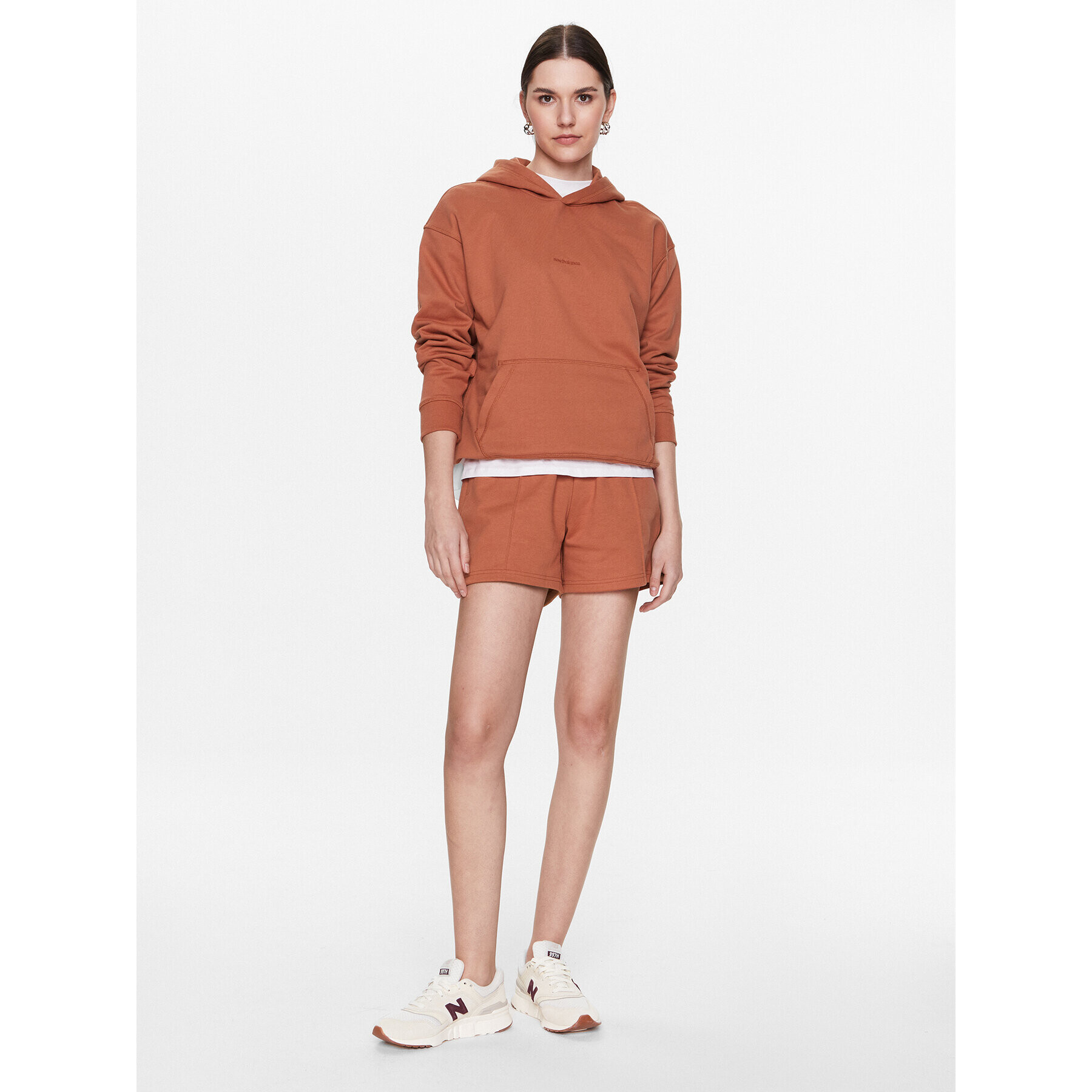 New Balance Суитшърт Athletics Nature WT23554 Кафяв Oversize - Pepit.bg