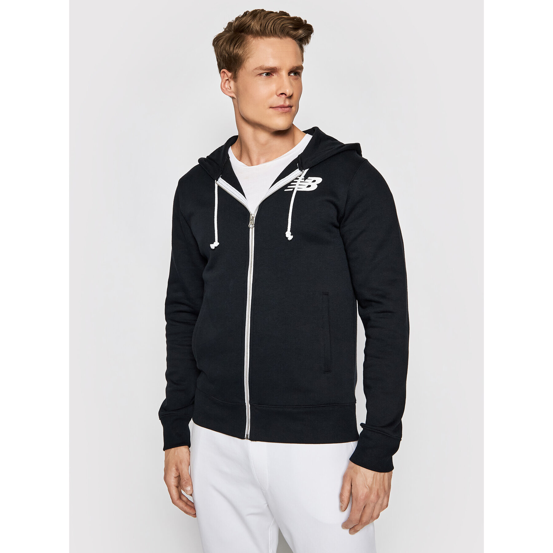 New Balance Суитшърт Core MJ83980 Черен Regular Fit - Pepit.bg