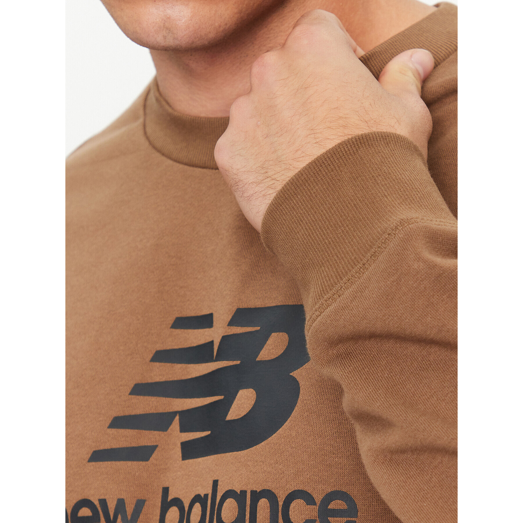 New Balance Суитшърт Essentials Stacked Logo French Terry Crewneck MT31538 Кафяв Regular Fit - Pepit.bg