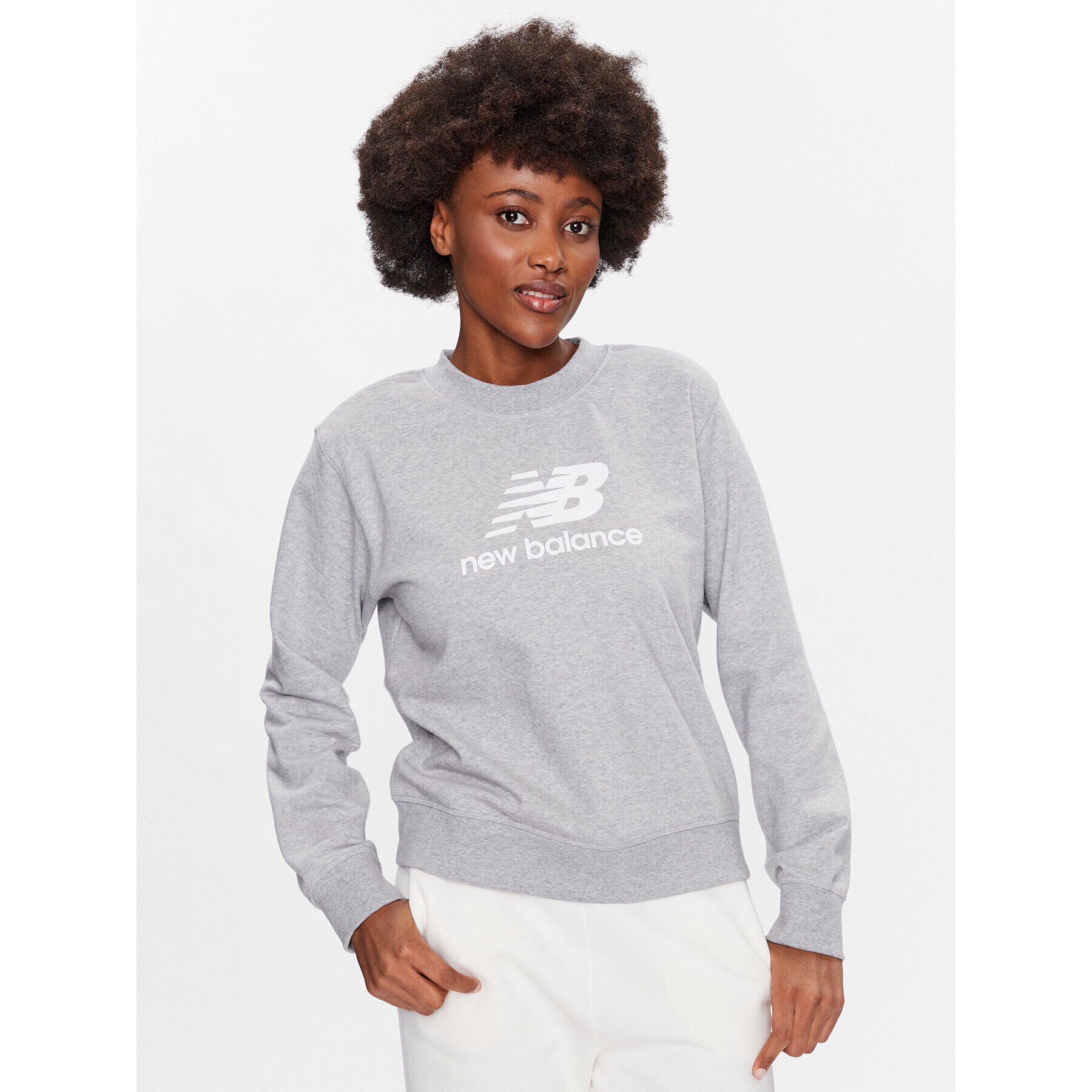 New Balance Суитшърт Essentials Stacked Logo WT31532 Сив Relaxed Fit - Pepit.bg