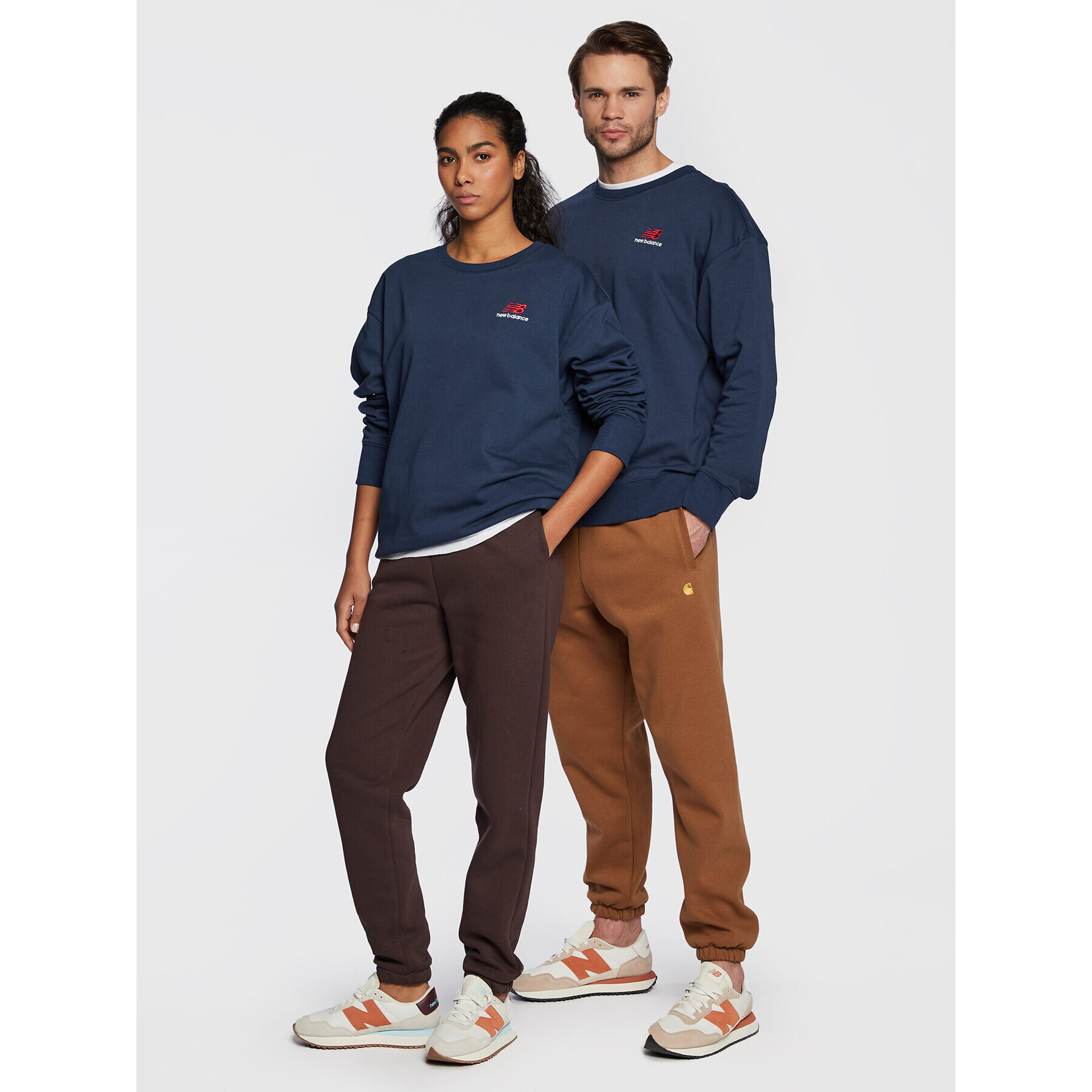 New Balance Суитшърт Unisex UT21501 Тъмносин Relaxed Fit - Pepit.bg