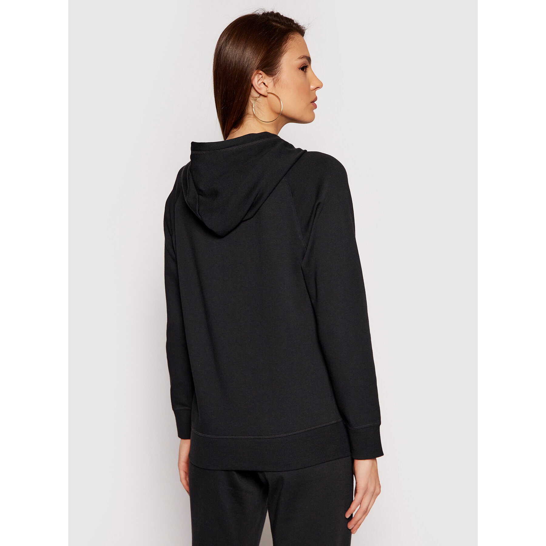 New Balance Суитшърт WT03802 Черен Relaxed Fit - Pepit.bg