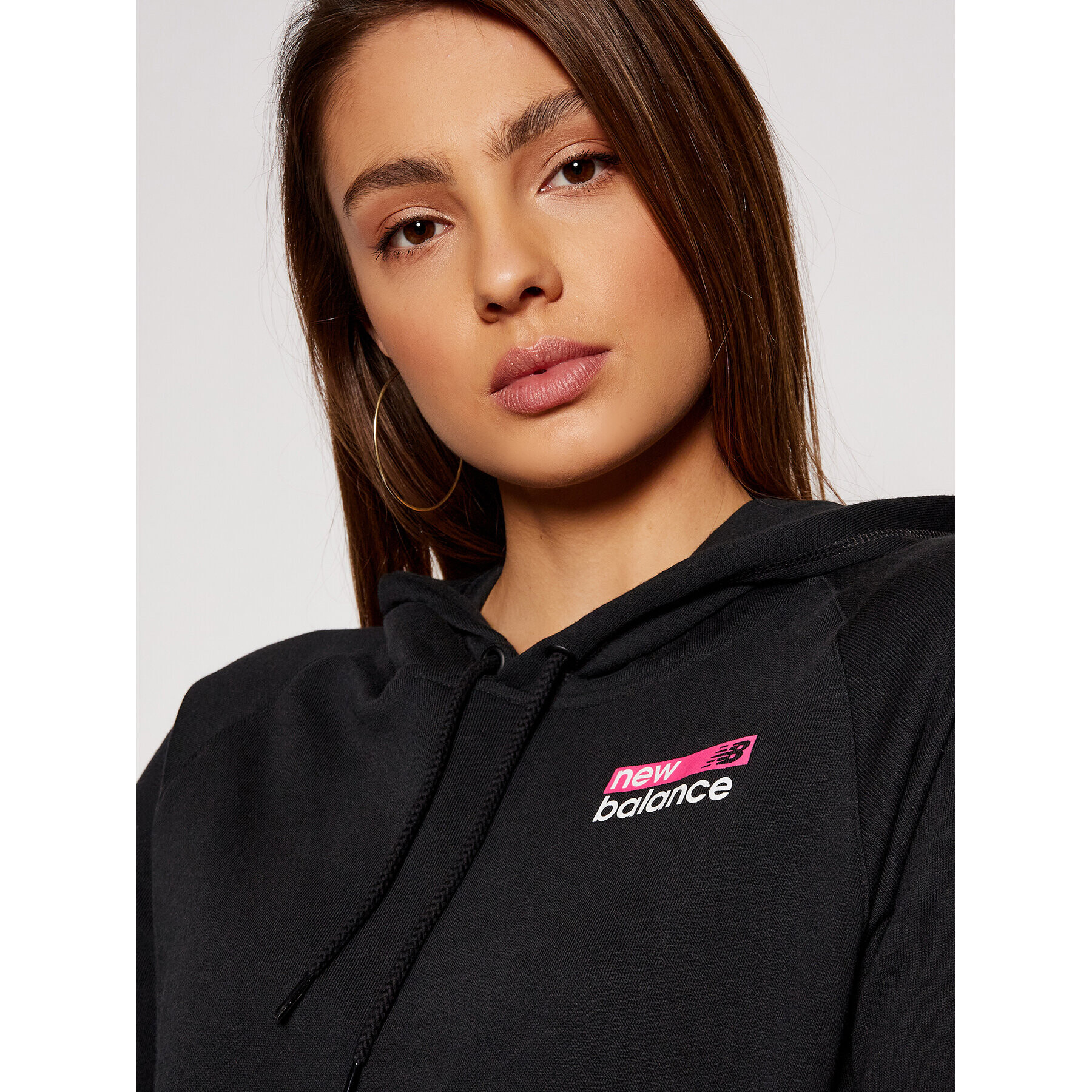 New Balance Суитшърт WT03802 Черен Relaxed Fit - Pepit.bg