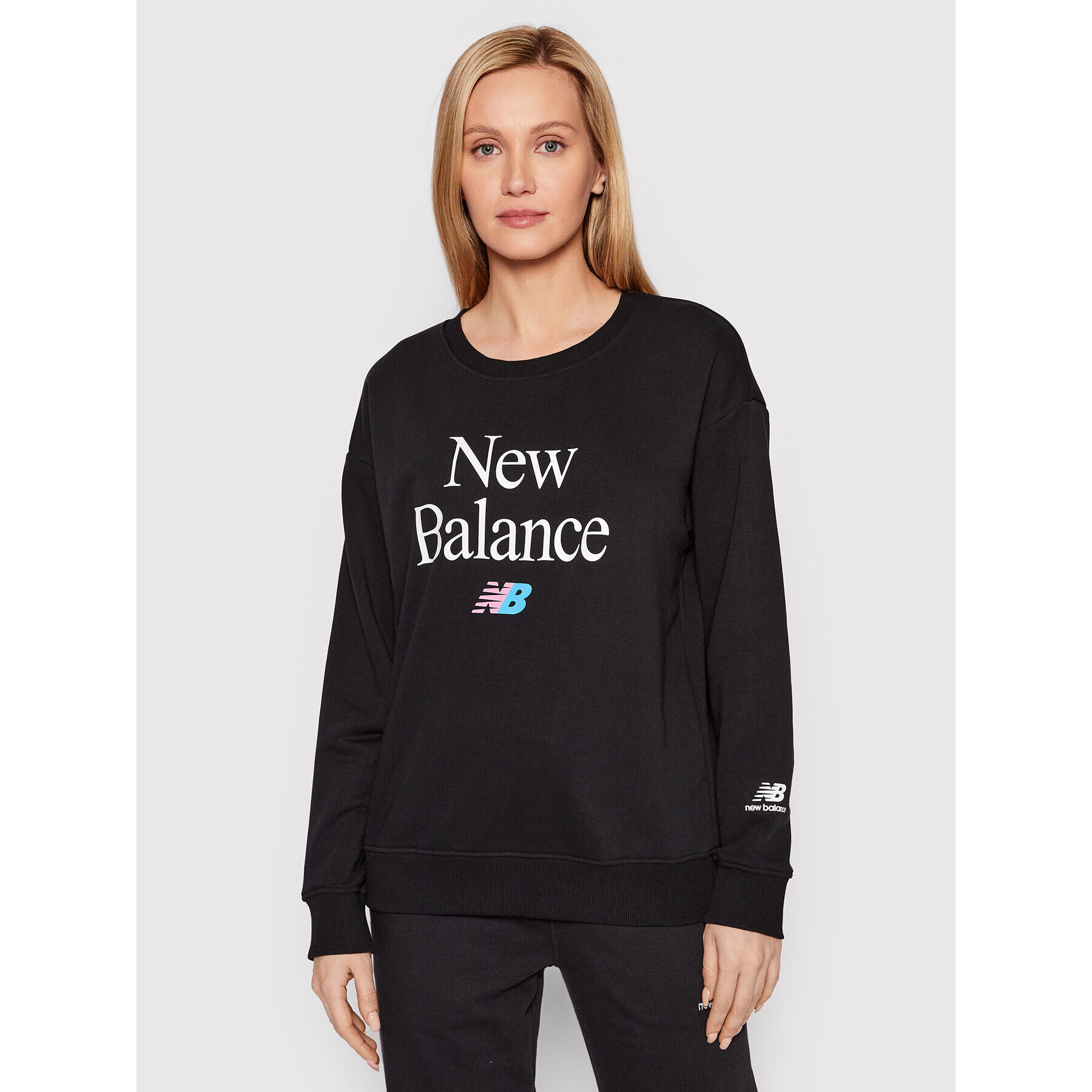 New Balance Суитшърт WT21508 Черен Oversized - Pepit.bg