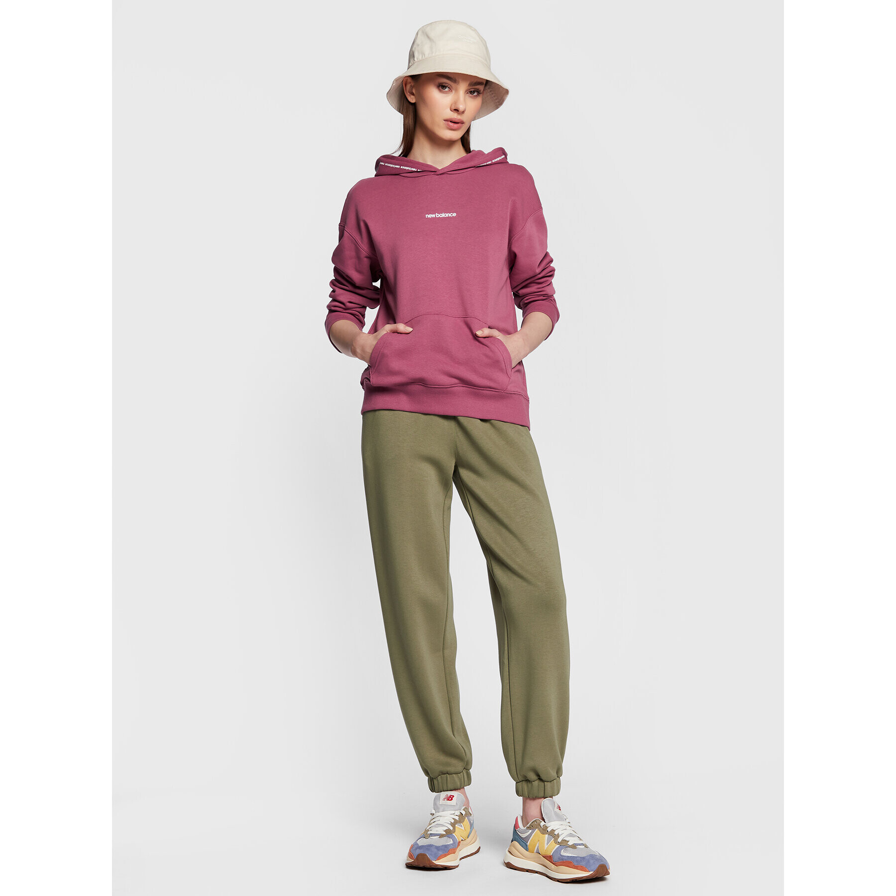New Balance Суитшърт WT23516 Розов Oversize - Pepit.bg