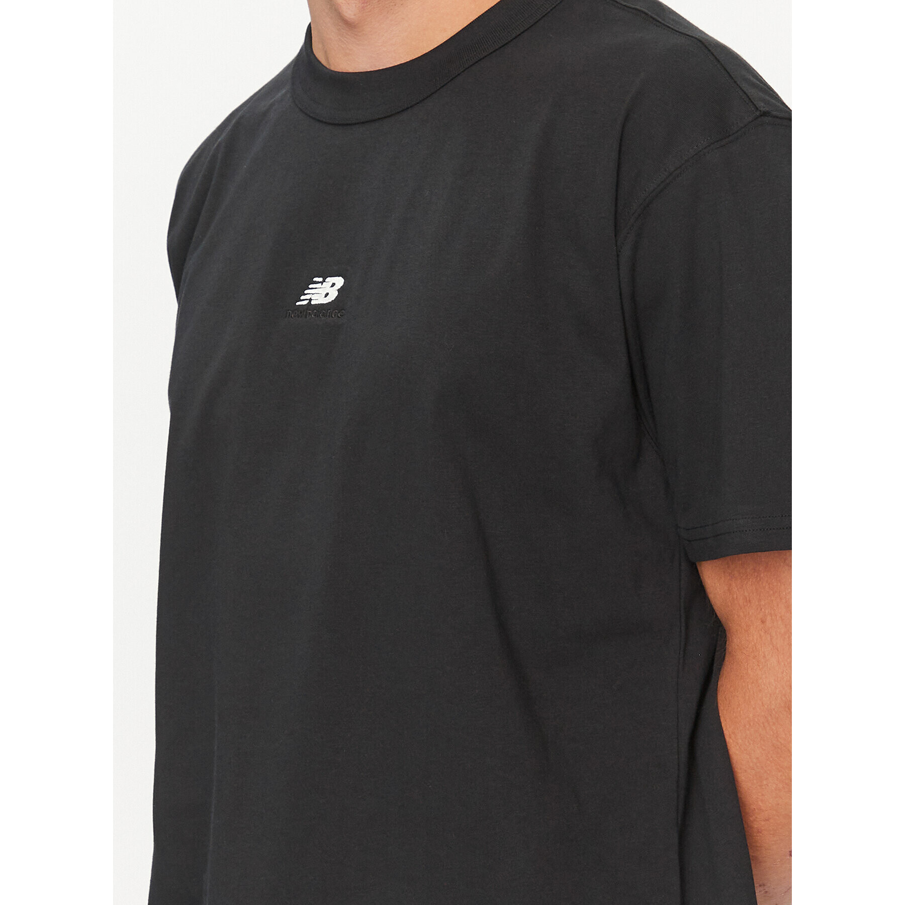 New Balance Тишърт Athletics Remastered Graphic Cotton Jersey Short Sleeve T-shirt MT31504 Черен Regular Fit - Pepit.bg