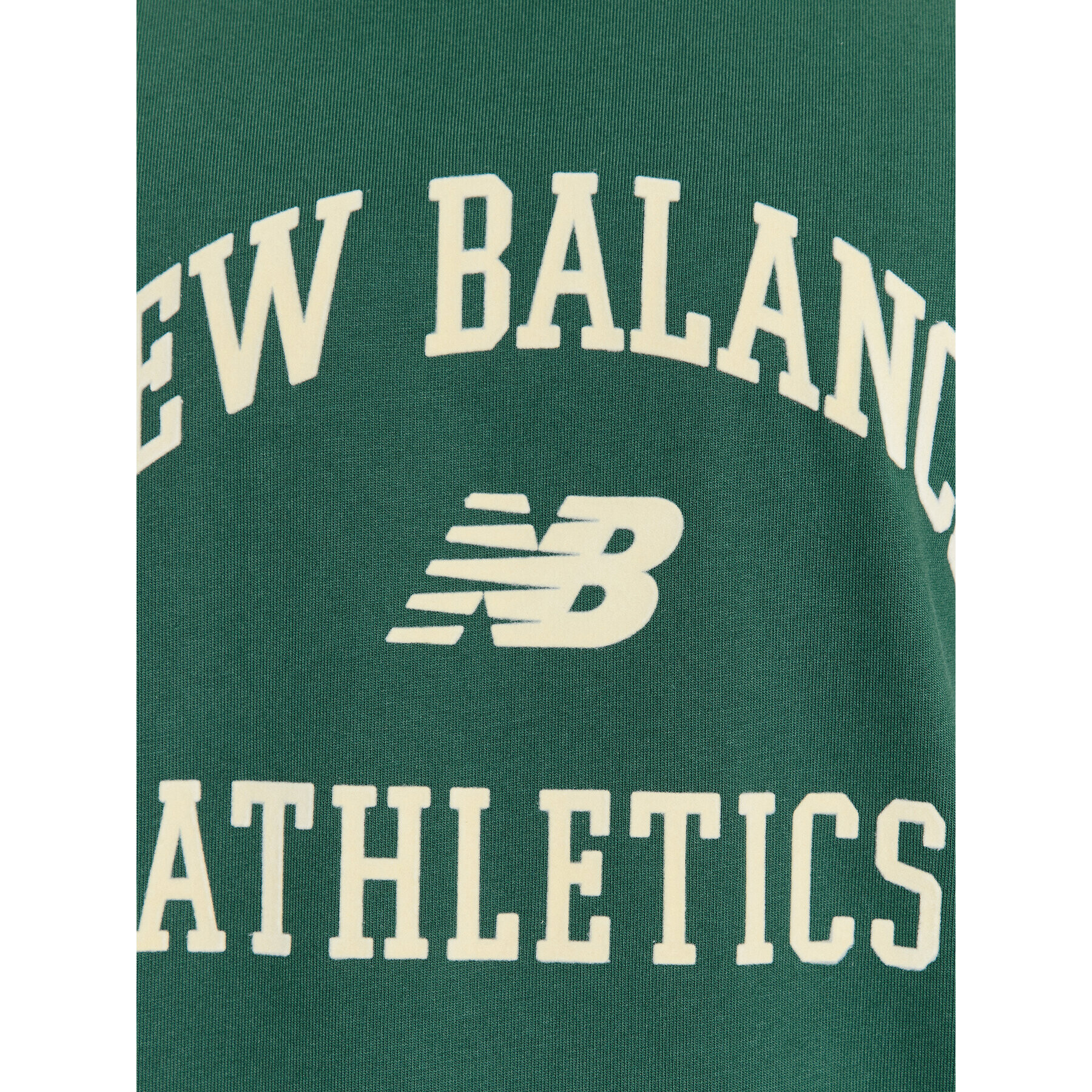 New Balance Тишърт Athletics Varsity Graphic T-Shirt MT33551 Зелен Regular Fit - Pepit.bg