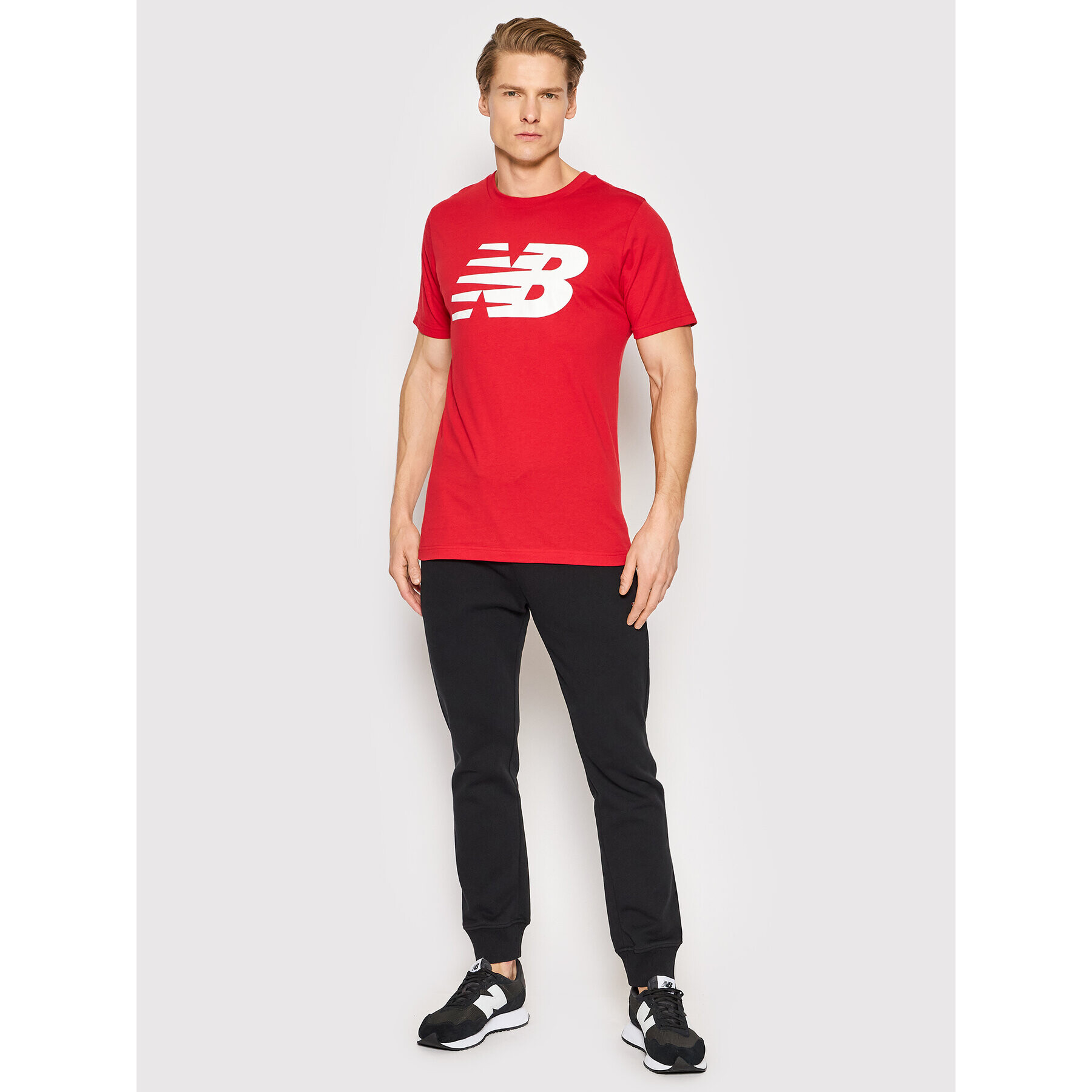 New Balance Тишърт Classic MT03919 Червен Regular Fit - Pepit.bg