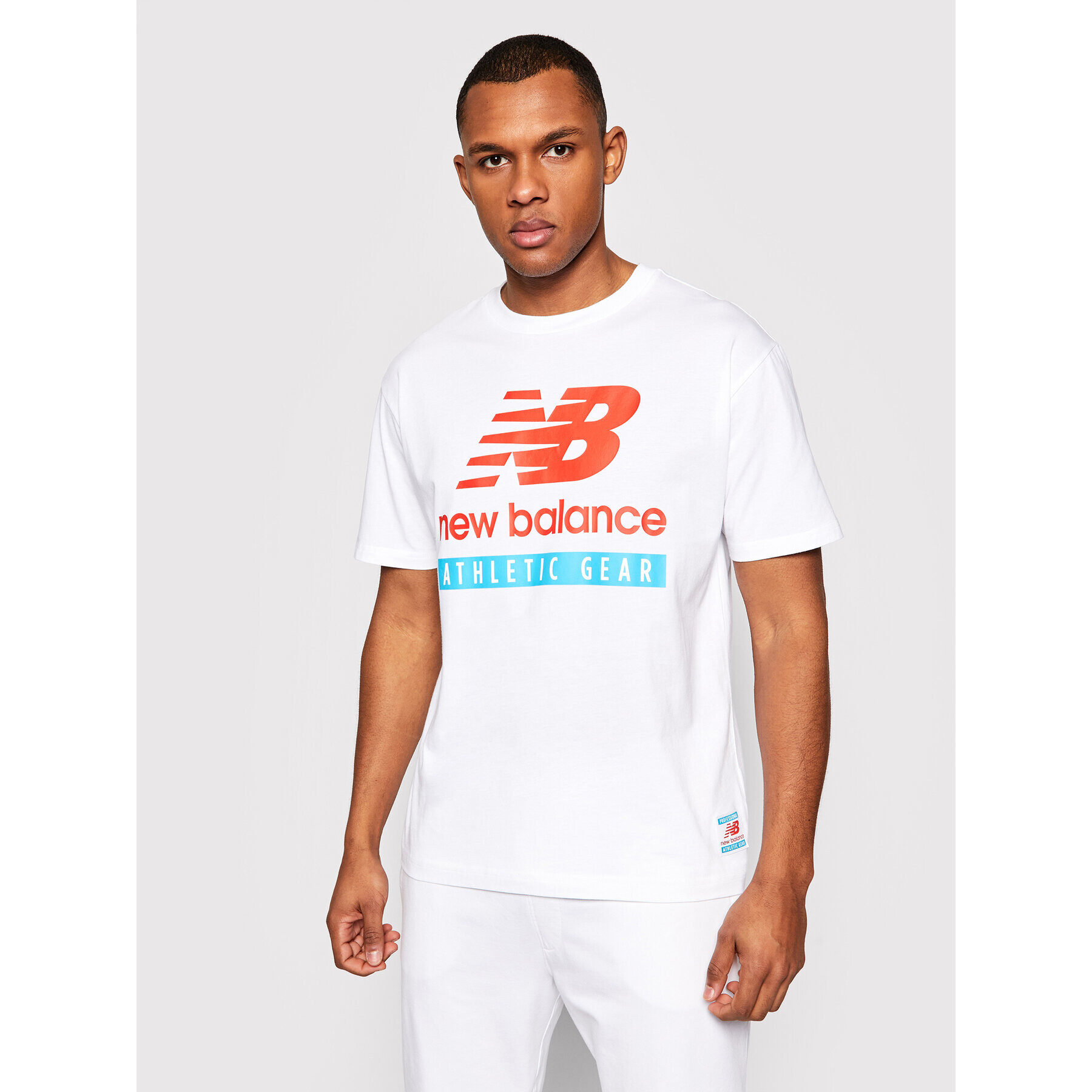 New Balance Тишърт Essentials Logo Tee MT11517 Бял Relaxed Fit - Pepit.bg