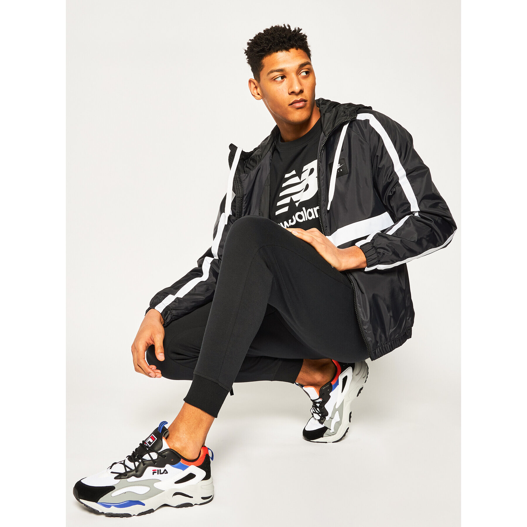 New Balance Тишърт Essentials Stacked Logo Tee MT01575 Черен Athletic Fit - Pepit.bg