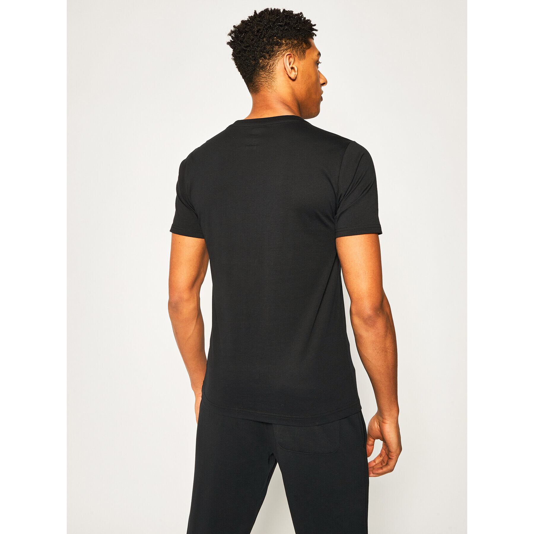 New Balance Тишърт Essentials Stacked Logo Tee MT01575 Черен Athletic Fit - Pepit.bg