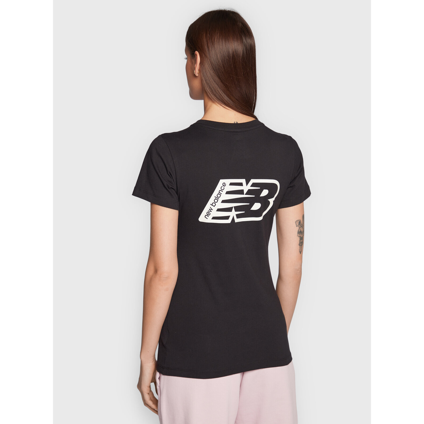 New Balance Тишърт Essentials WT23515 Черен Athletic Fit - Pepit.bg