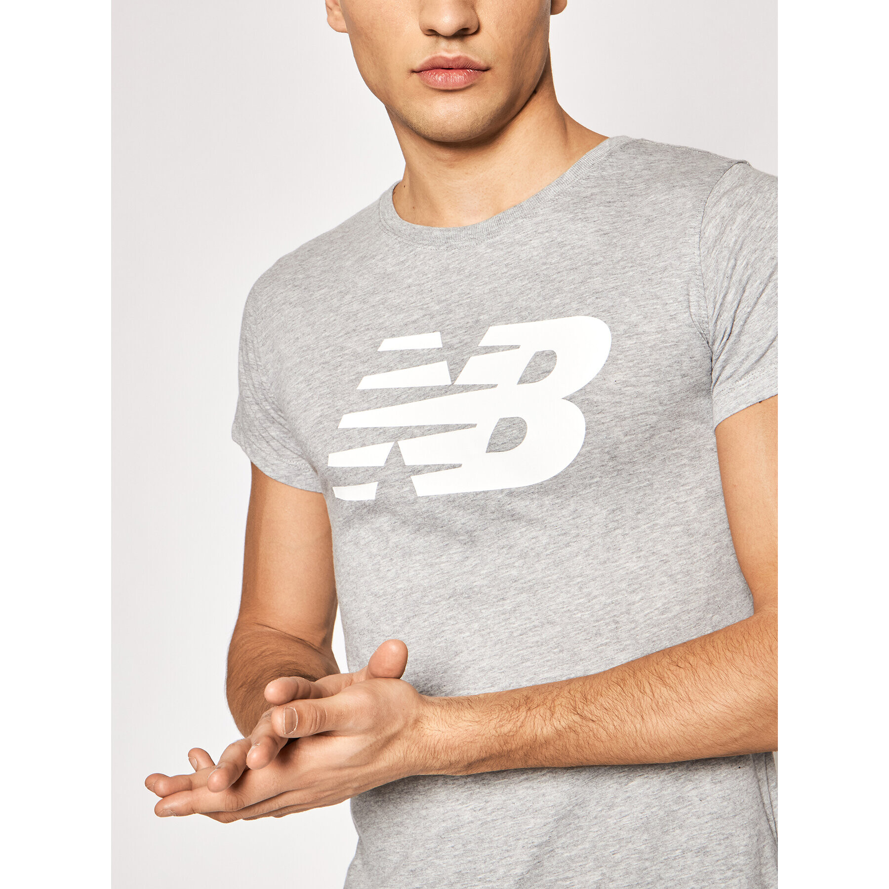 New Balance Тишърт Nb Cl Fly NBWT0381 Сив Athletic Fit - Pepit.bg