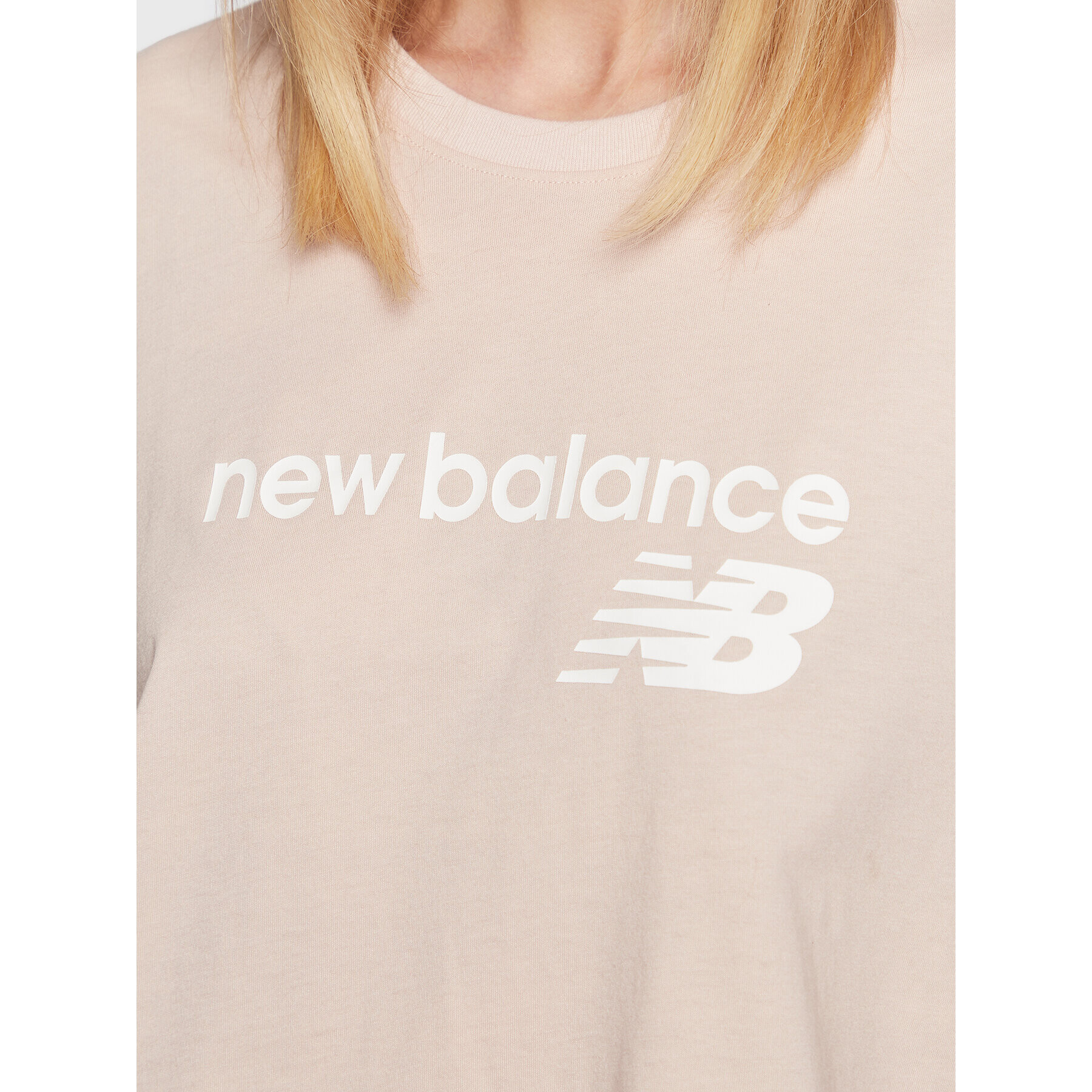 New Balance Тишърт Stacked WT03805 Бежов Relaxed Fit - Pepit.bg