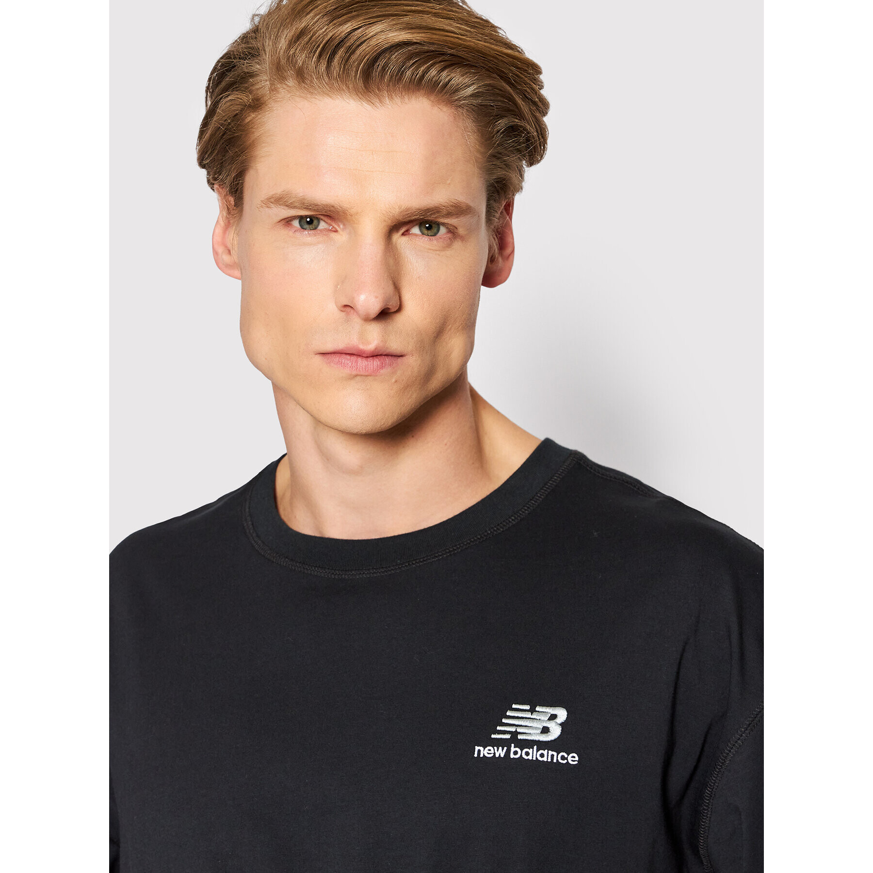 New Balance Тишърт Unisex UT21503 Черен Relaxed Fit - Pepit.bg