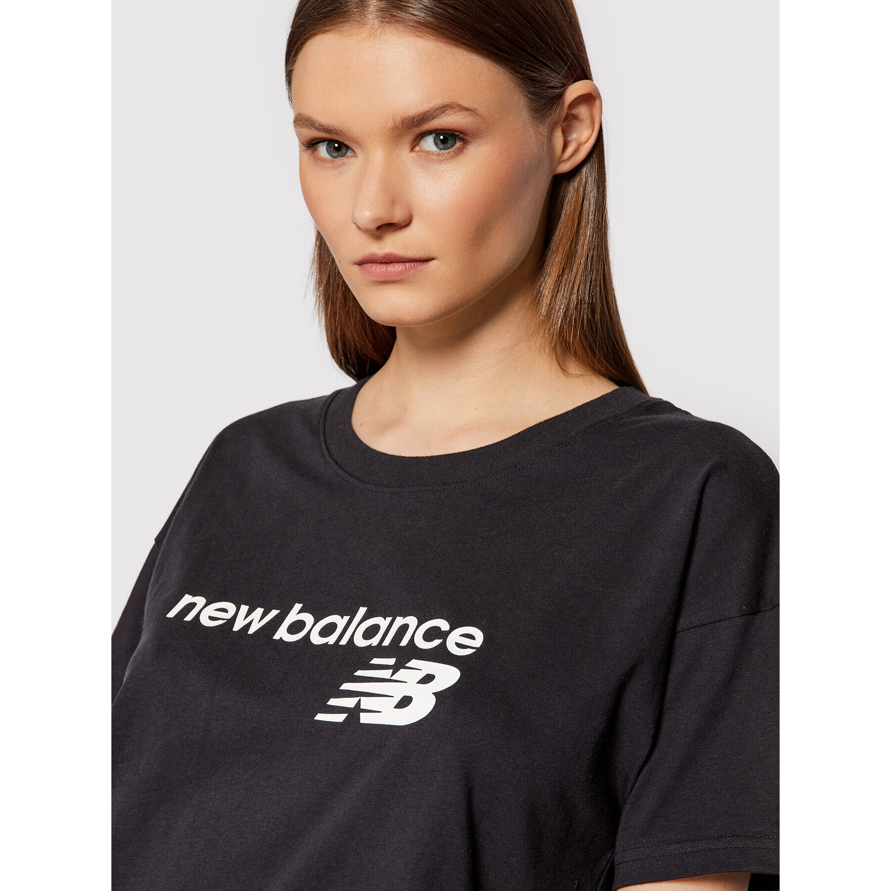 New Balance Тишърт WT03805 Черен Relaxed Fit - Pepit.bg