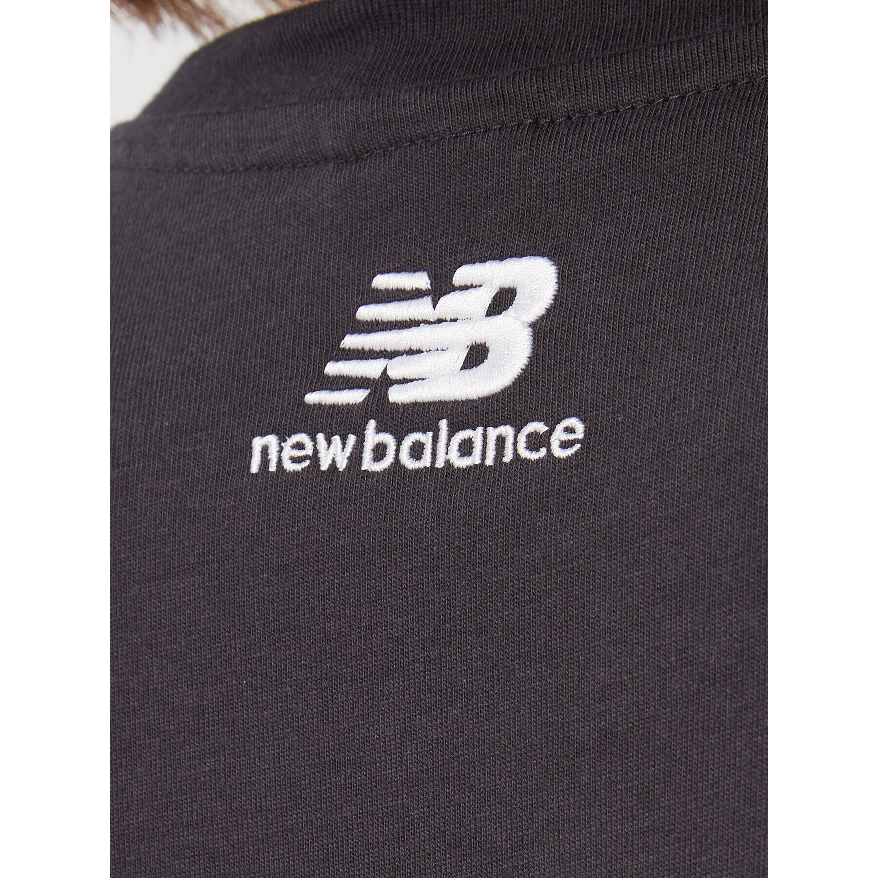 New Balance Тишърт WT23503 Черен Oversize - Pepit.bg