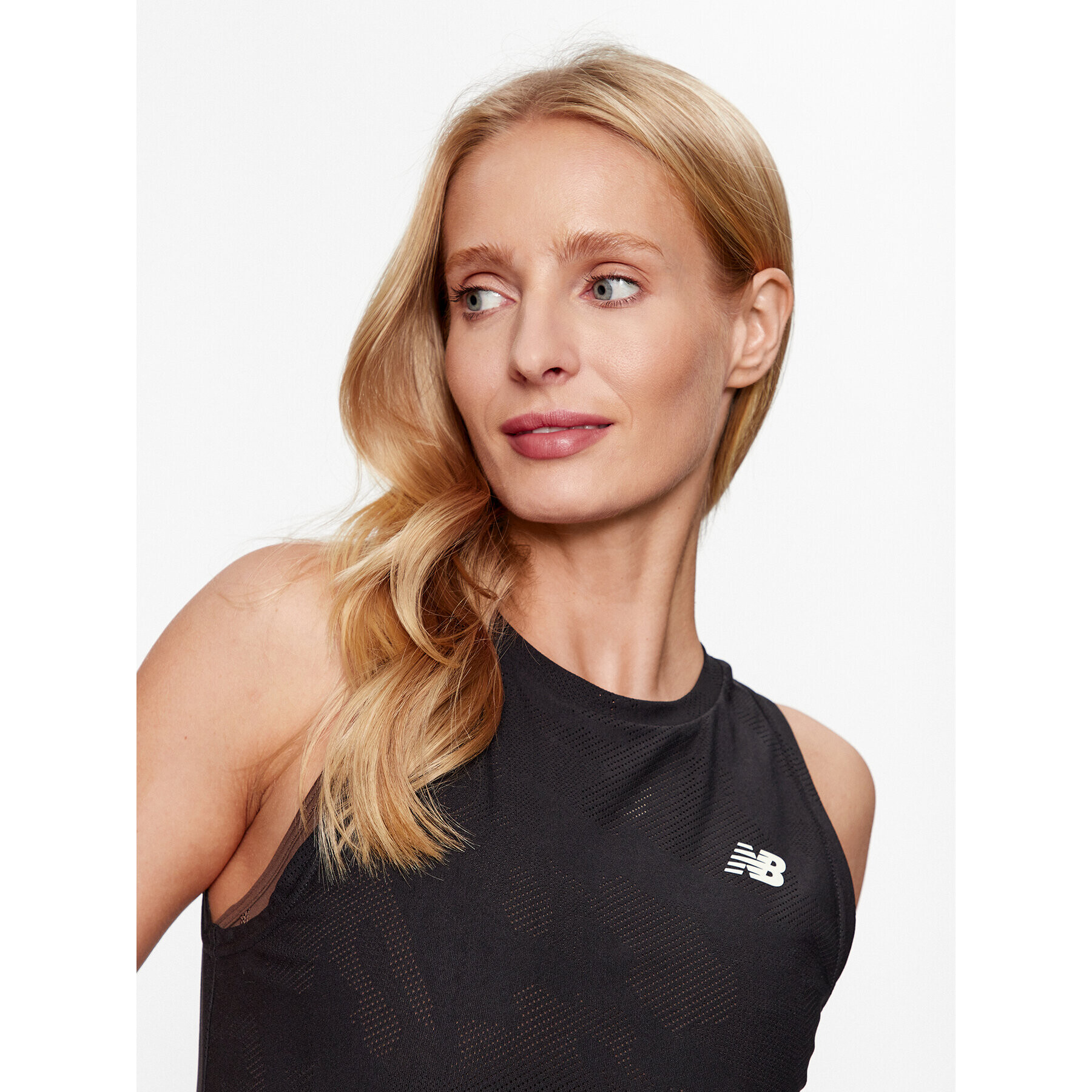 New Balance топ Q Speed Jacquard Tank WT33280 Черен Regular Fit - Pepit.bg