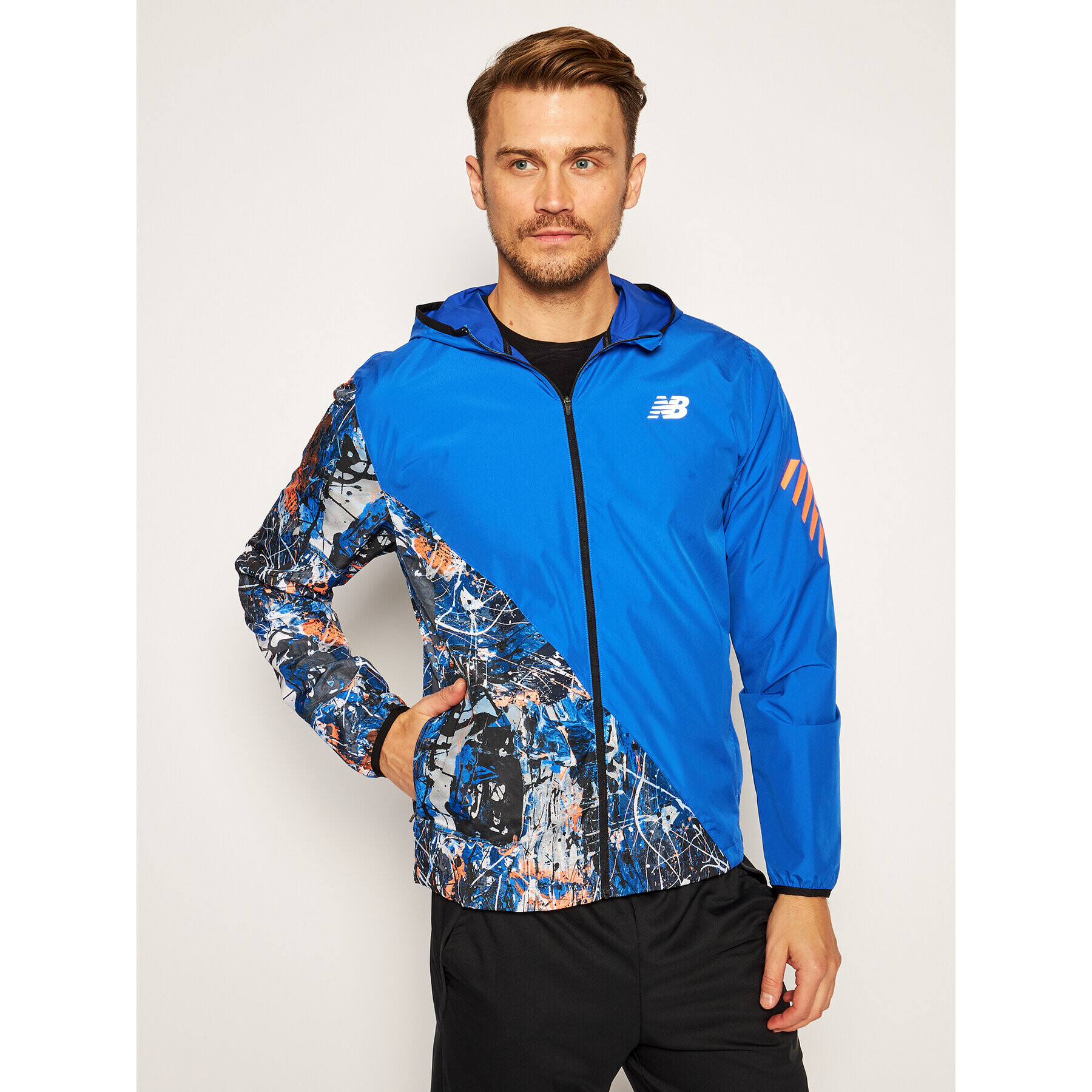 New Balance Ветровка Printed Fast Flight Jacket MJ03216 Тъмносин Regular Fit - Pepit.bg
