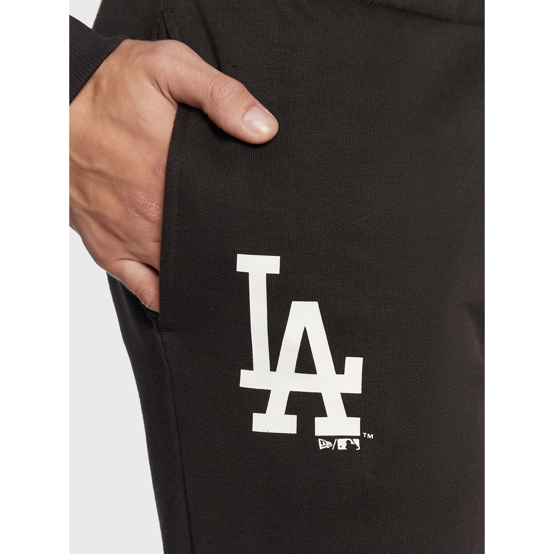 New Era Долнище анцуг LA Dodgers MLB Team Logo 60284754 Черен Relaxed Fit - Pepit.bg