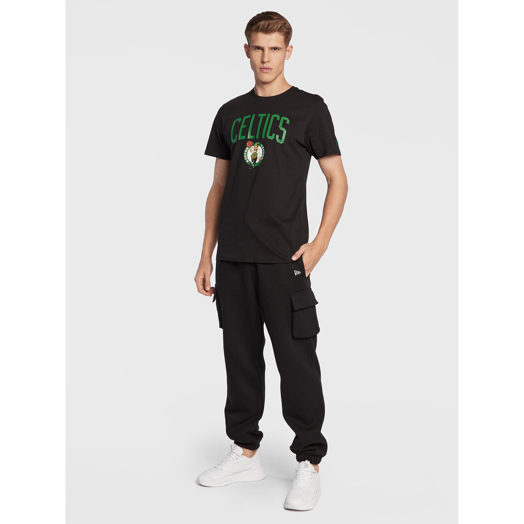 New Era Долнище анцуг Premium Cargo 60284750 Черен Relaxed Fit - Pepit.bg