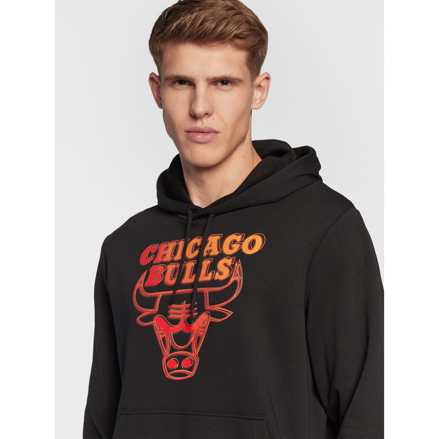 New Era Суитшърт Chicago Bulls NBA Neon Fade 60284692 Черен Regular Fit - Pepit.bg