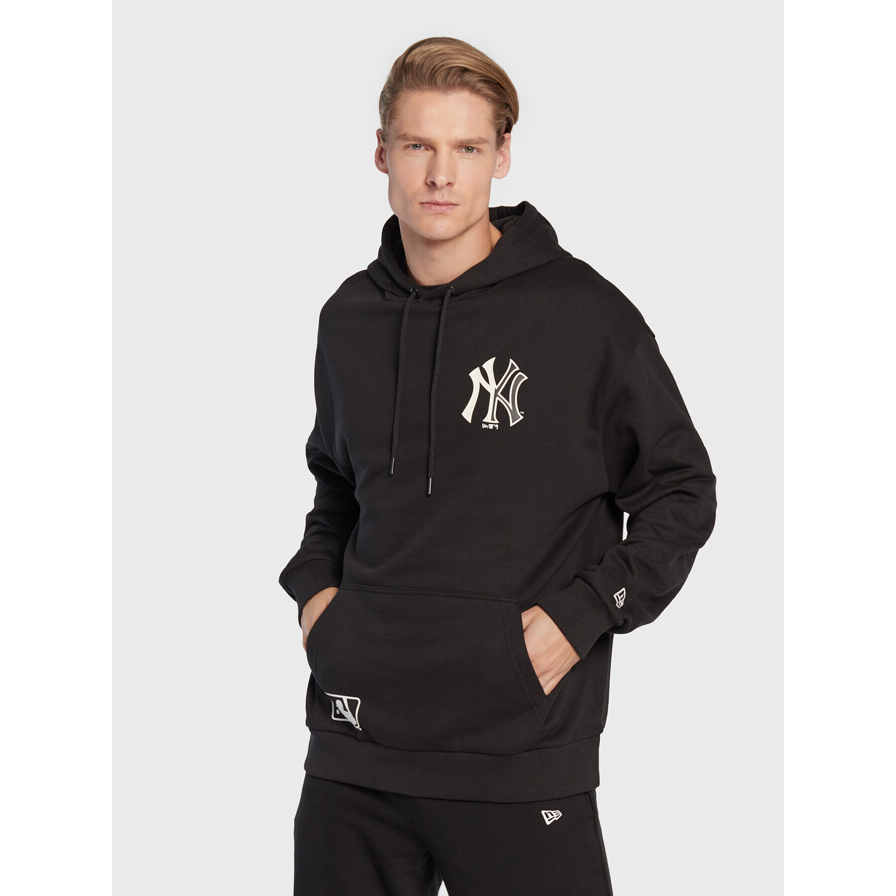 New Era Суитшърт New York Yankees MLB Team Logo 60284625 Черен Oversize - Pepit.bg