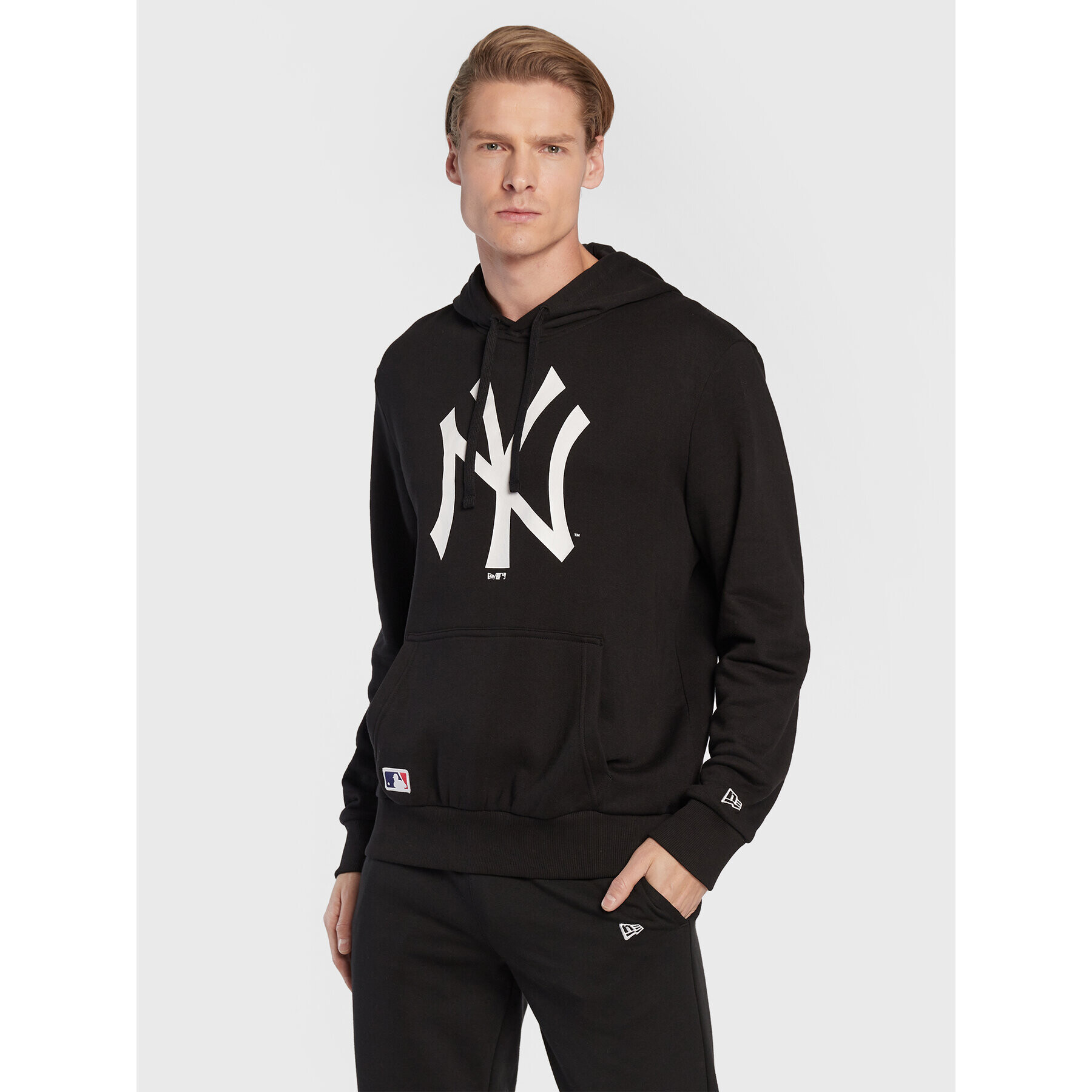 New Era Суитшърт New York Yankees Team Logo 11863701 Черен Regular Fit - Pepit.bg