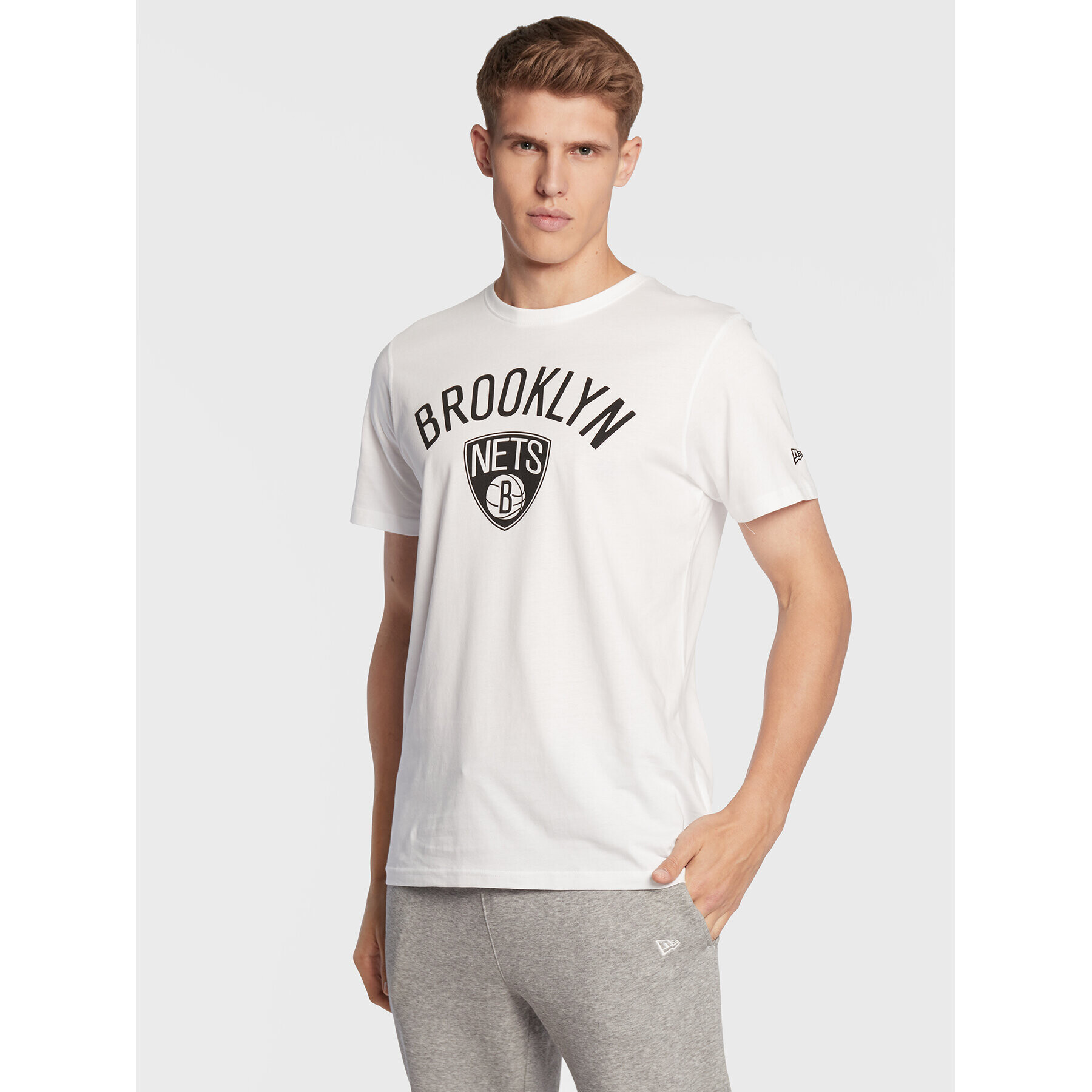 New Era Тишърт Brooklyn Nets 11530756 Бял Regular Fit - Pepit.bg