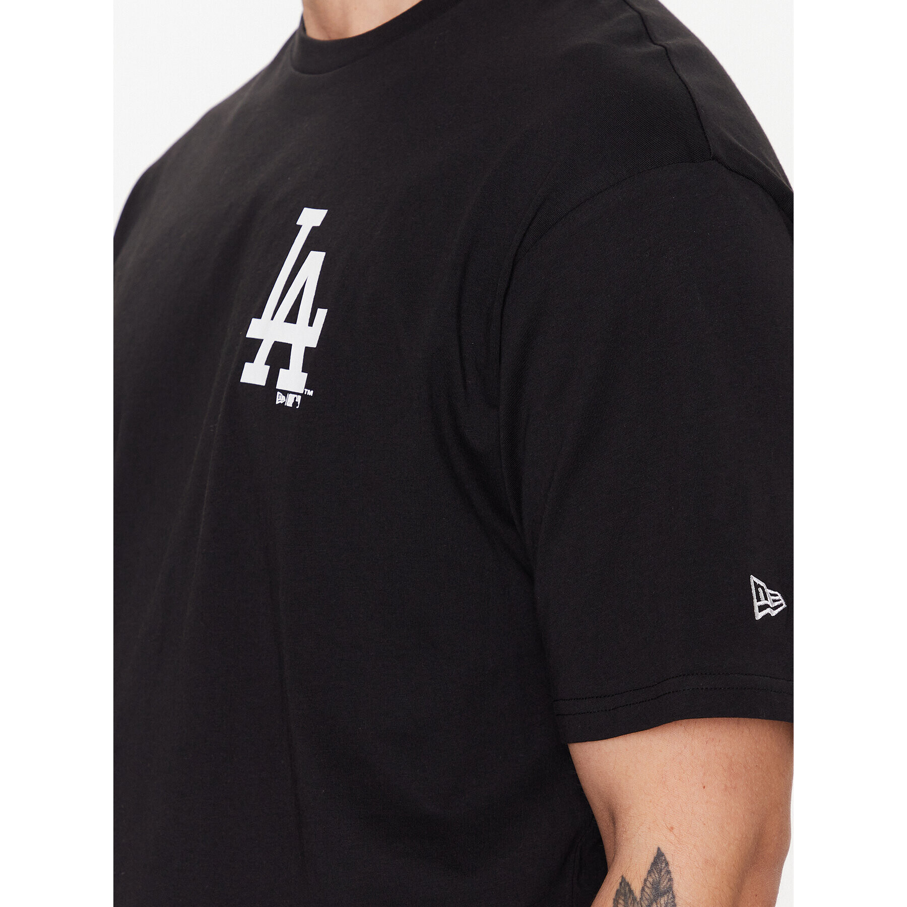 New Era Тишърт La Dodgers Essentials 60292264 Черен Oversize - Pepit.bg