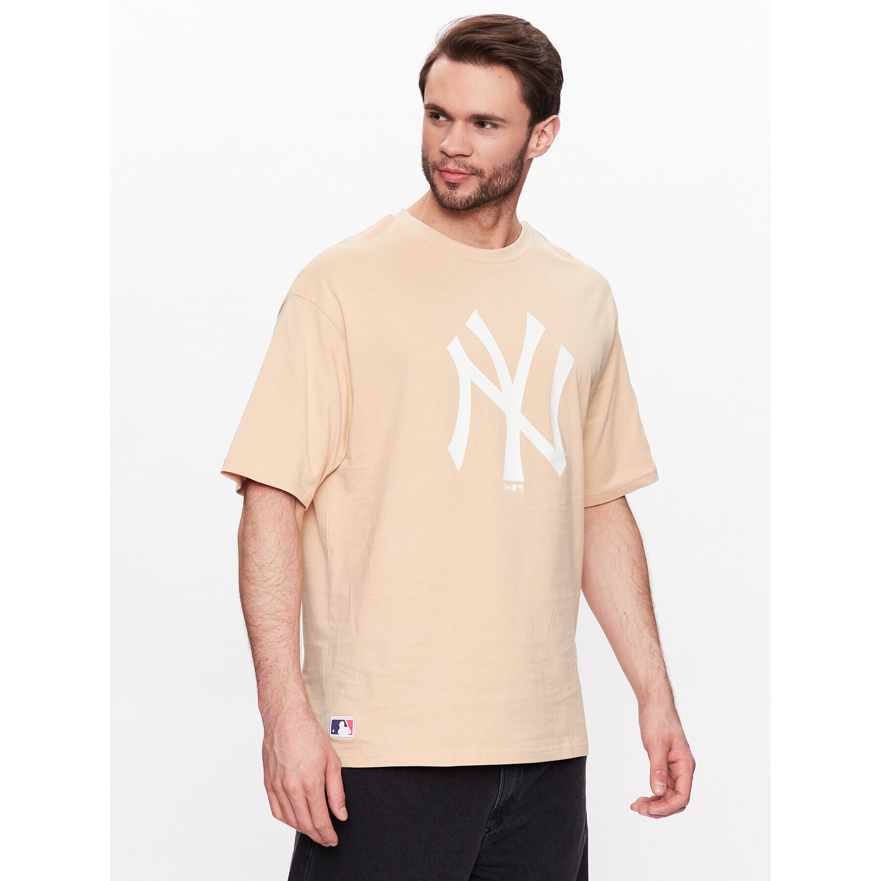 New Era Тишърт Unisex New York Yankees Mlb League Essential 60332281 Бежов Oversize - Pepit.bg