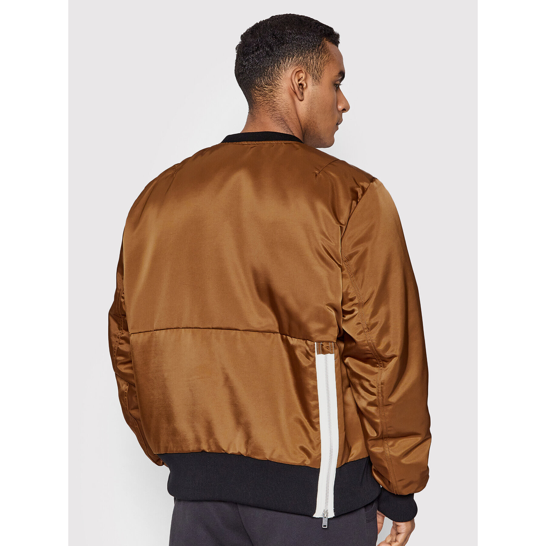 Nike Анорак Sportswear Style Essentials+ DD5007 Кафяв Regular Fit - Pepit.bg